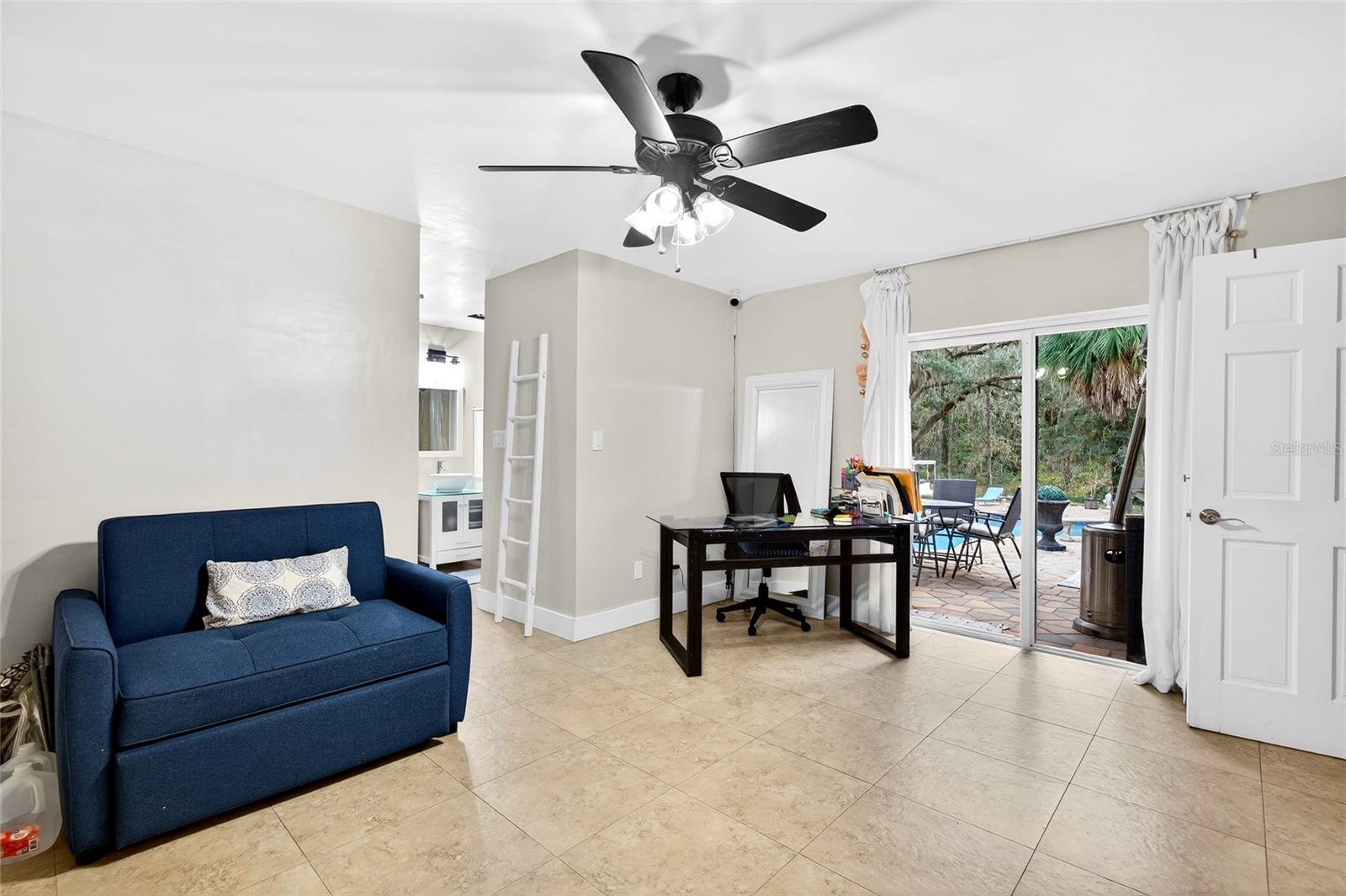 Image 33 of 52 For 11795 Highway 484