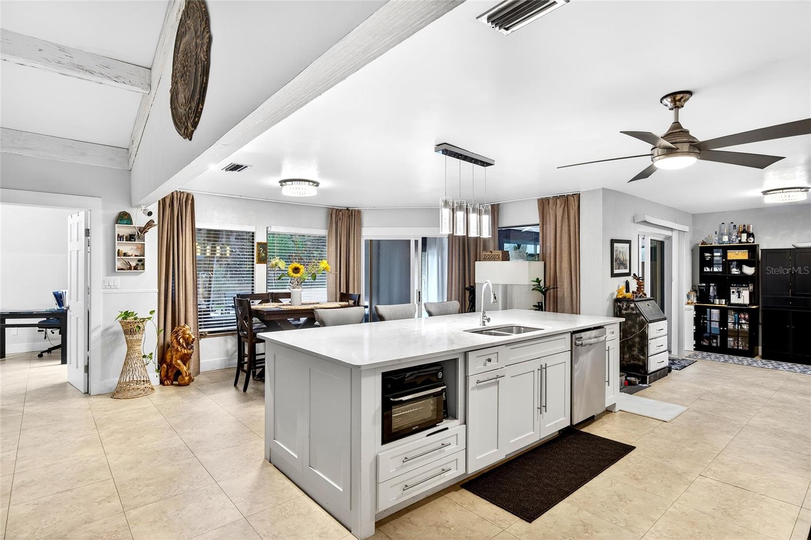 Image 35 of 52 For 11795 Highway 484