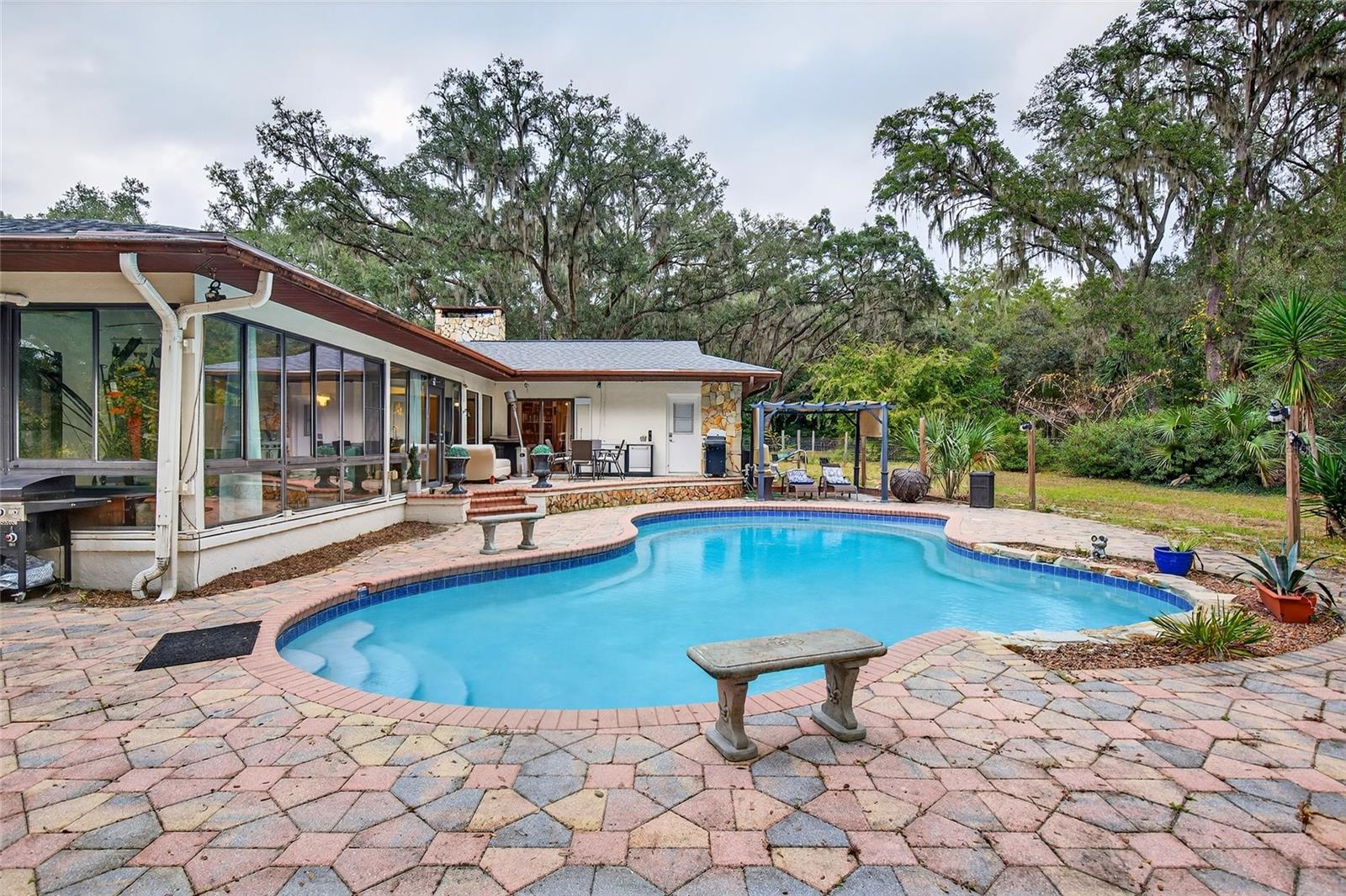 Image 38 of 52 For 11795 Highway 484