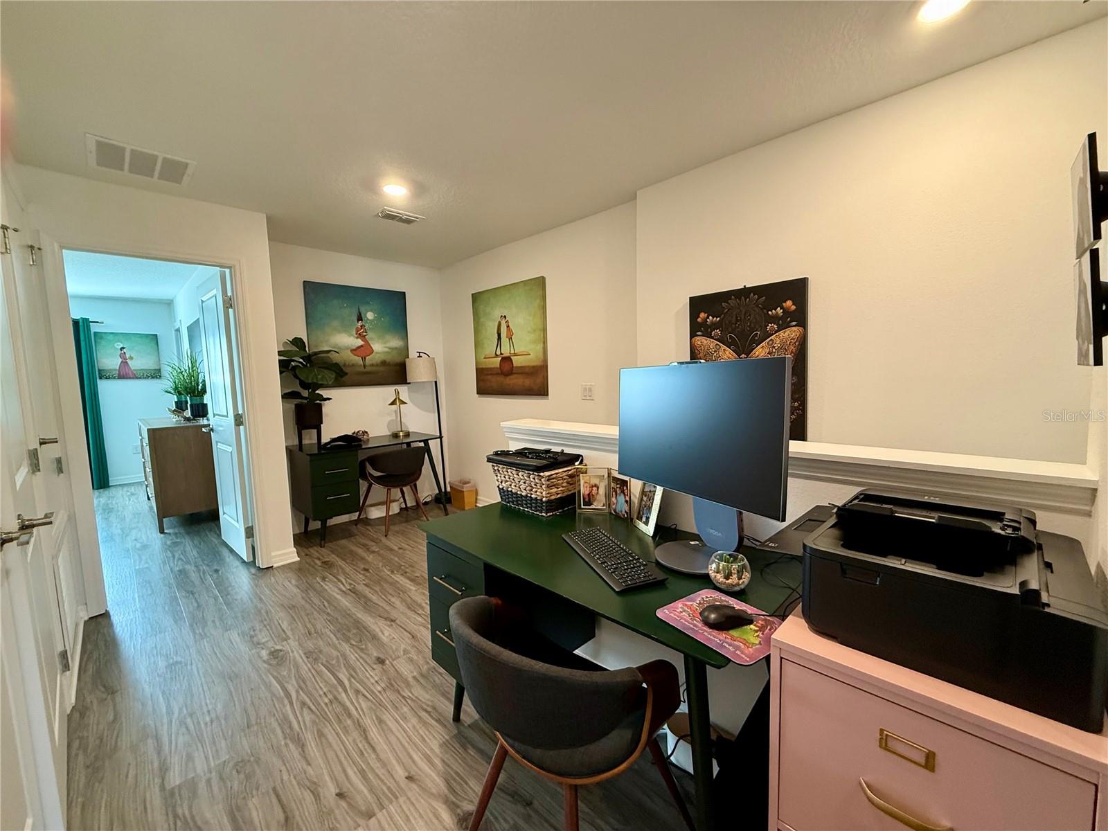 Image 11 of 22 For 342 River Front Way