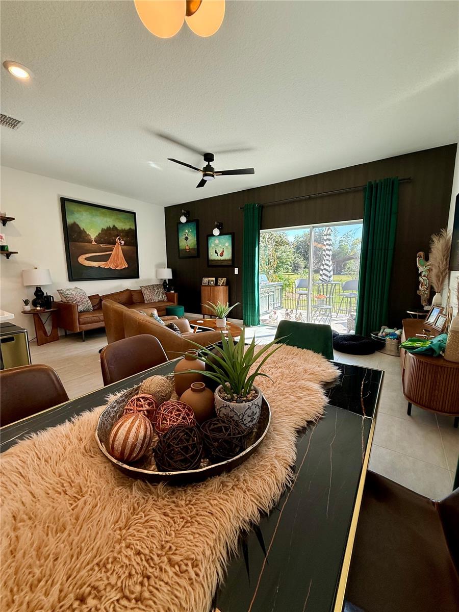 Image 8 of 22 For 342 River Front Way