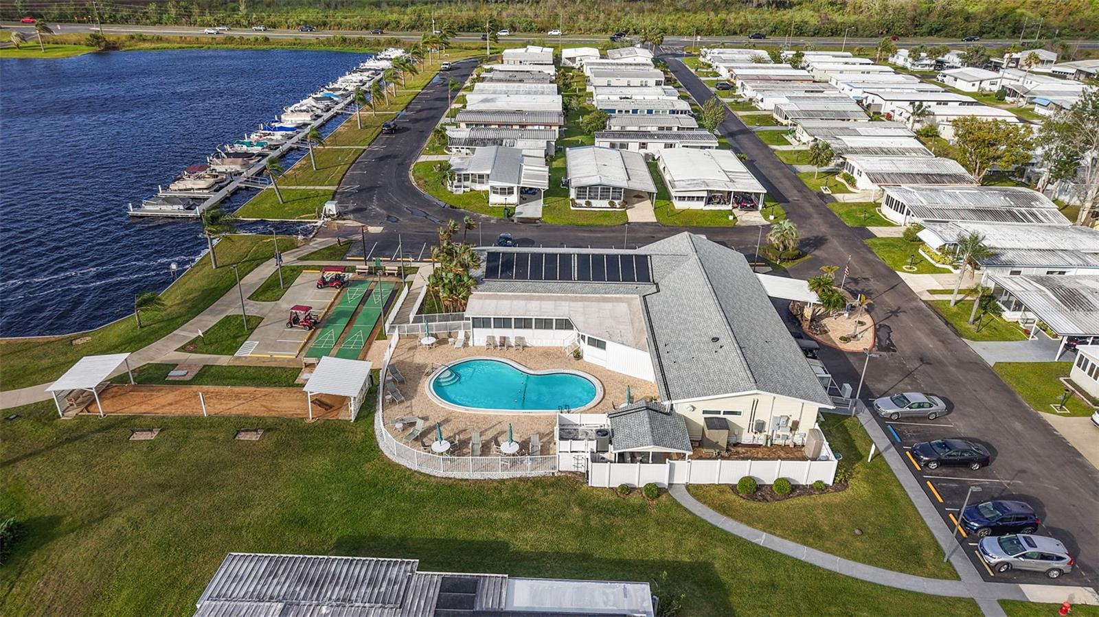 Image 21 of 26 For 1401 Highway 50  32