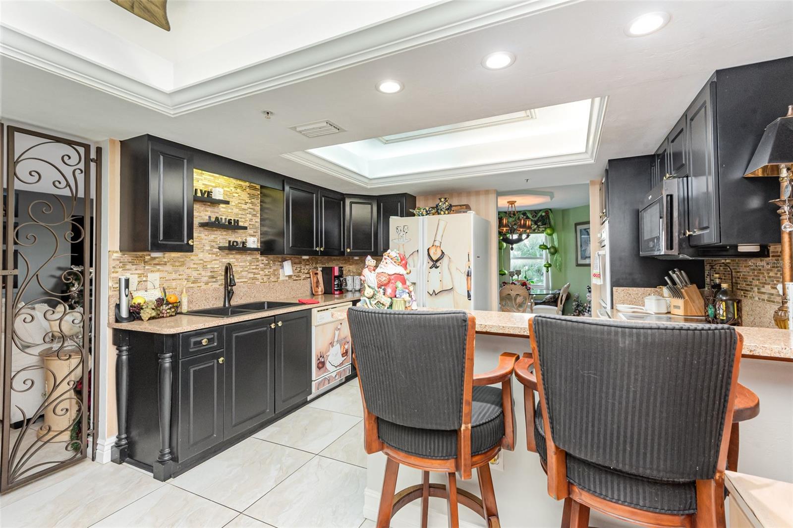 Image 8 of 36 For 1 John Anderson Drive 2050