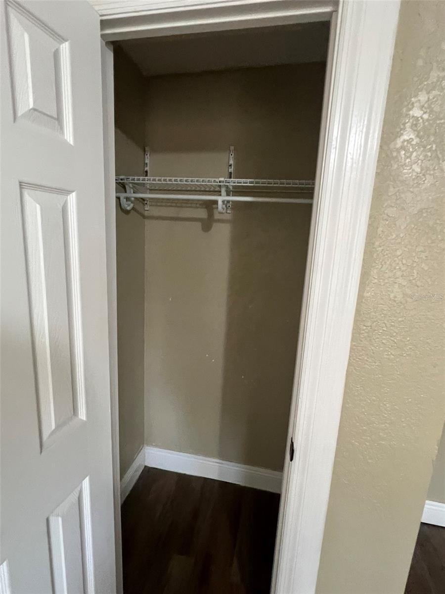 Image 17 of 27 For 1307 Kaley Avenue