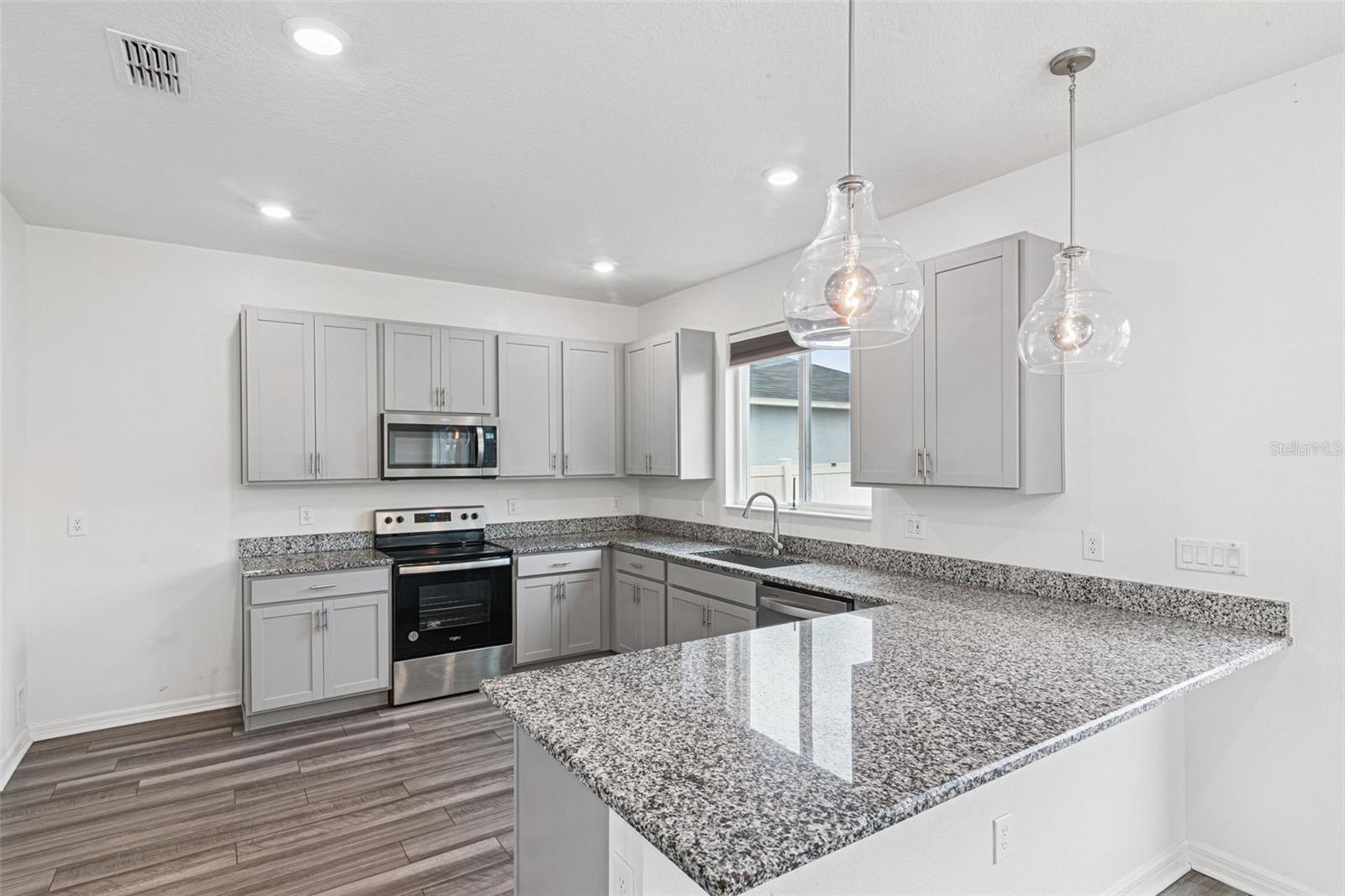 Image 12 of 51 For 2767 Meadow Stream Way