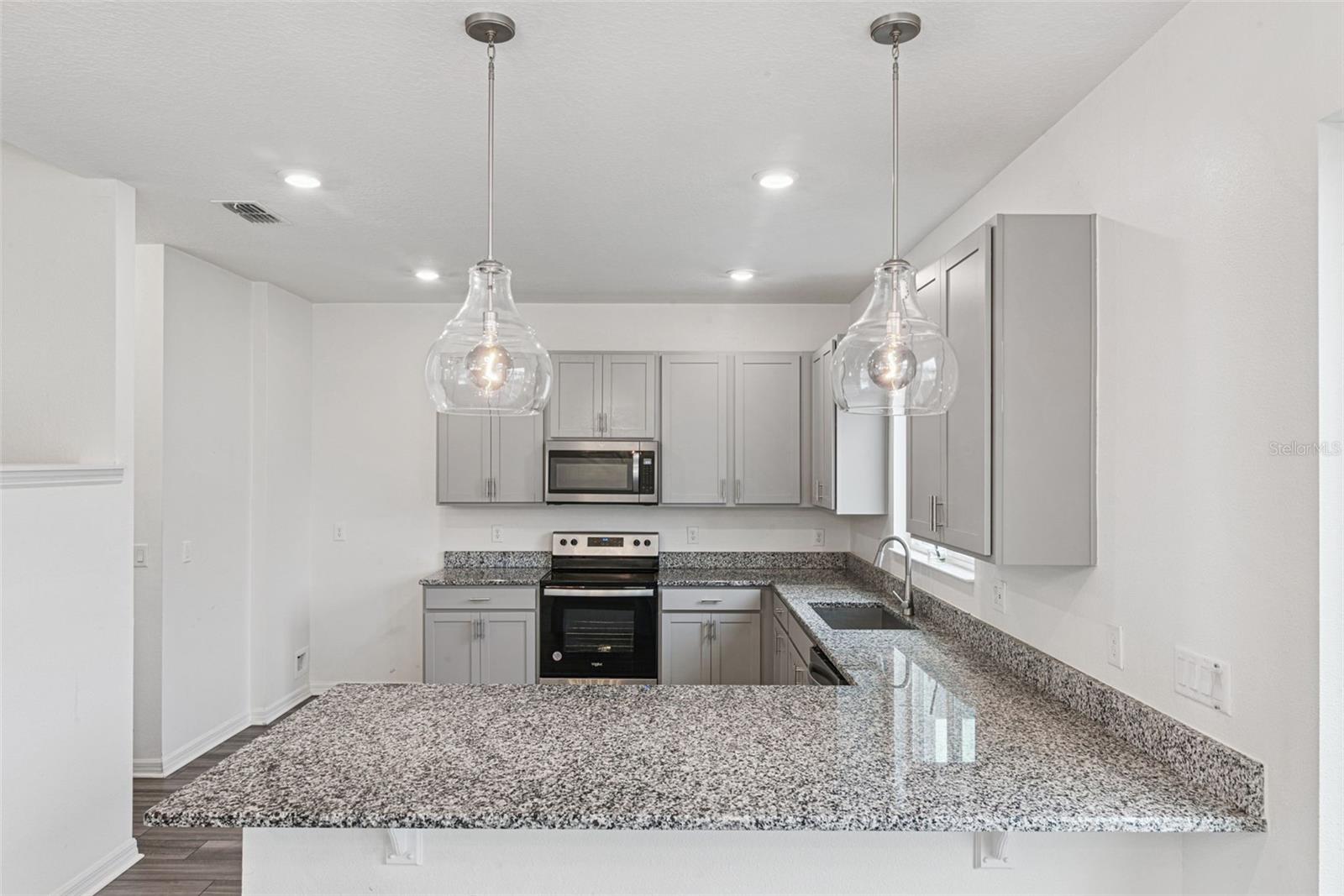 Image 13 of 51 For 2767 Meadow Stream Way