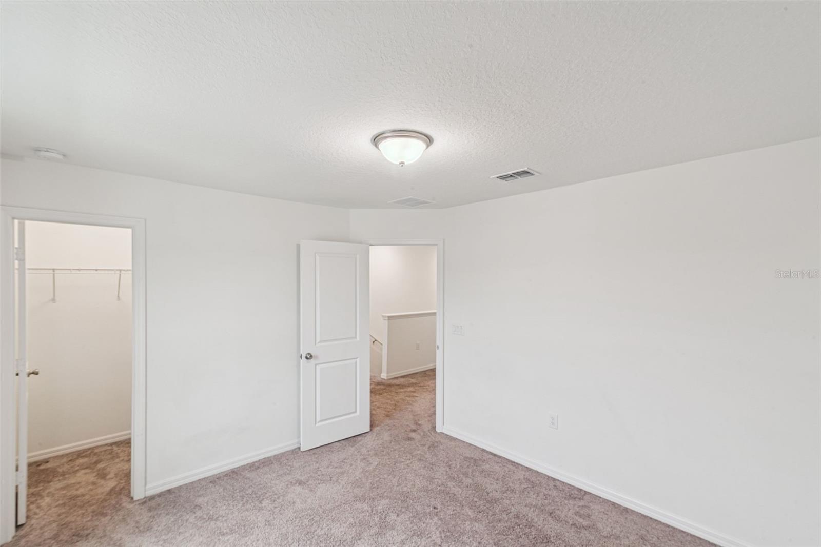 Image 20 of 51 For 2767 Meadow Stream Way