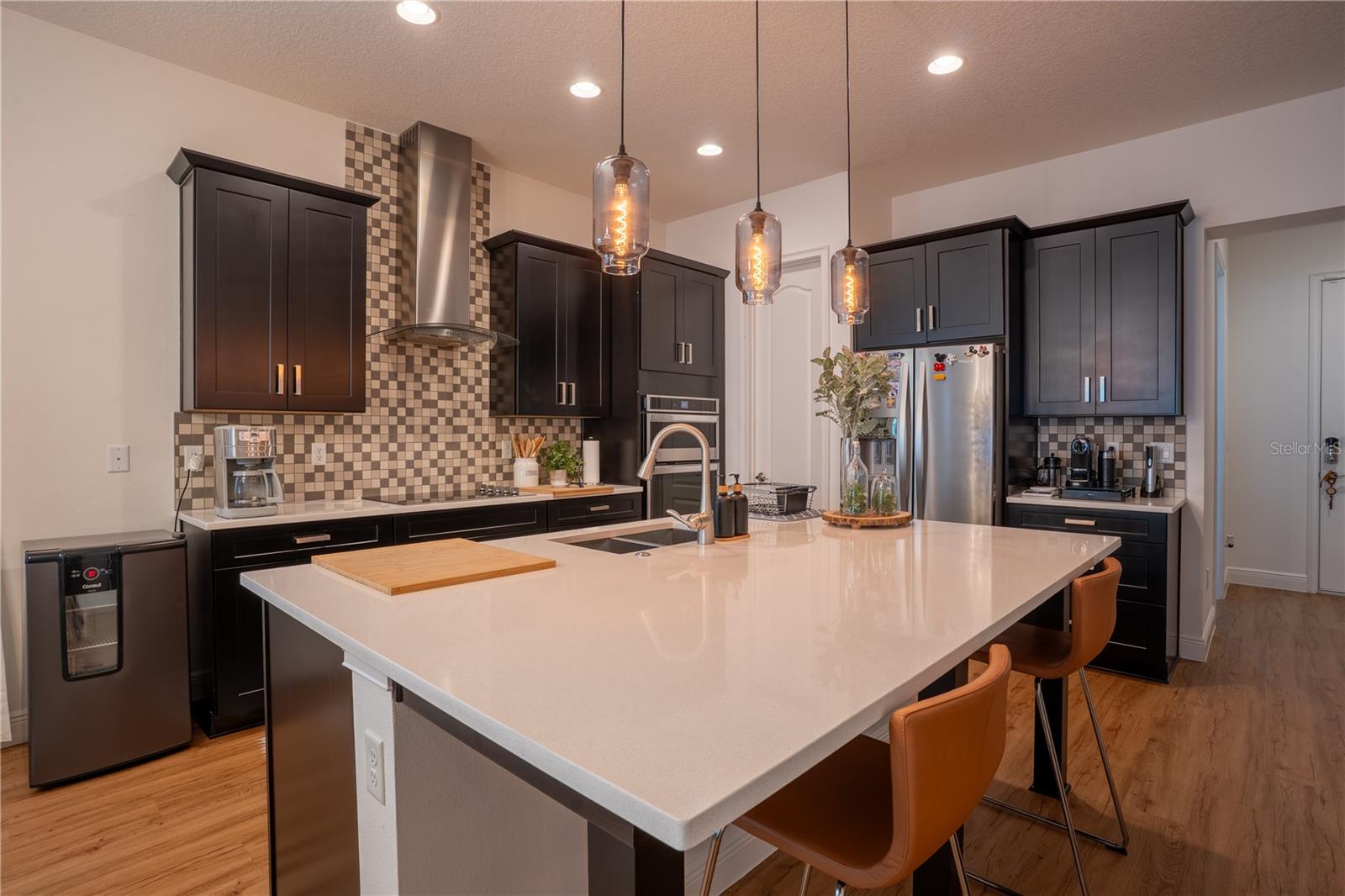 Listing photo id 14 for 3148 Residence East Way