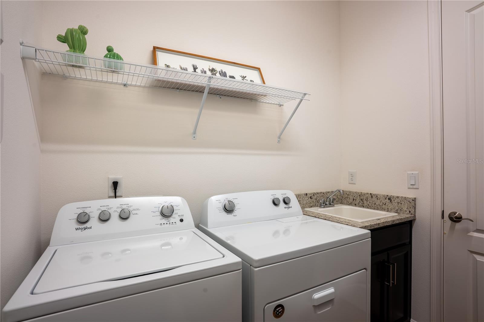 Listing photo id 30 for 3148 Residence East Way