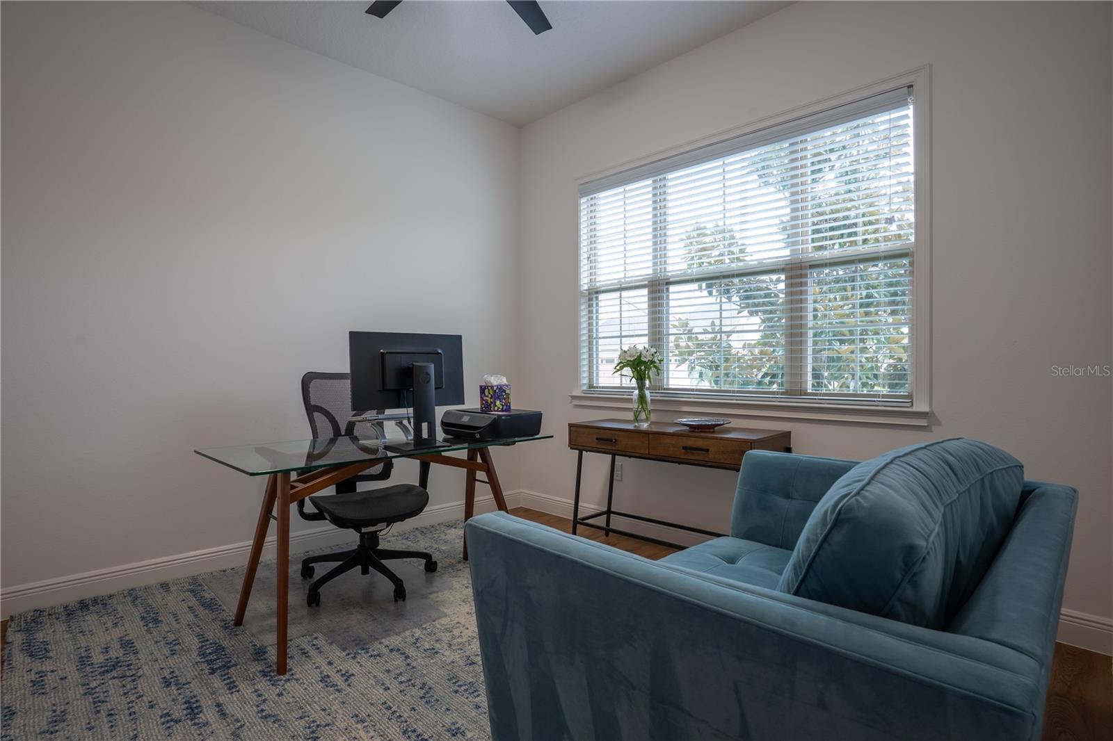 Listing photo id 41 for 3148 Residence East Way