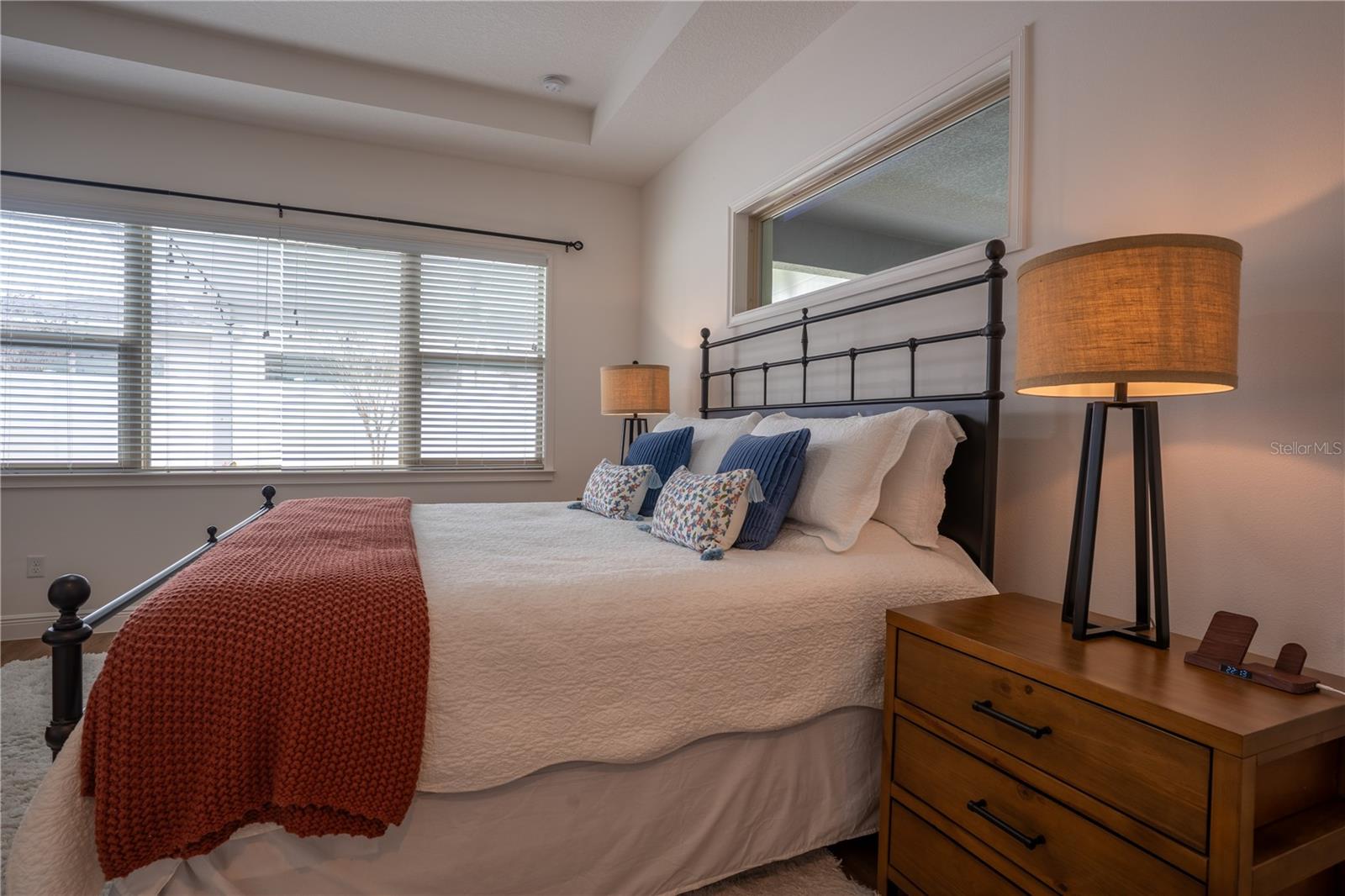 Listing photo id 46 for 3148 Residence East Way