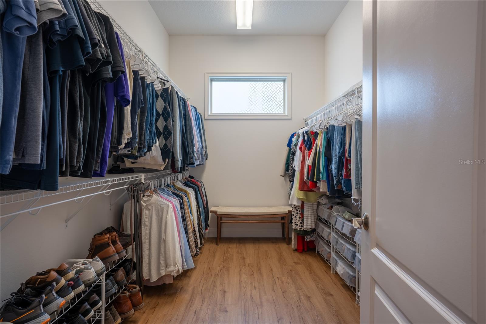 Listing photo id 52 for 3148 Residence East Way