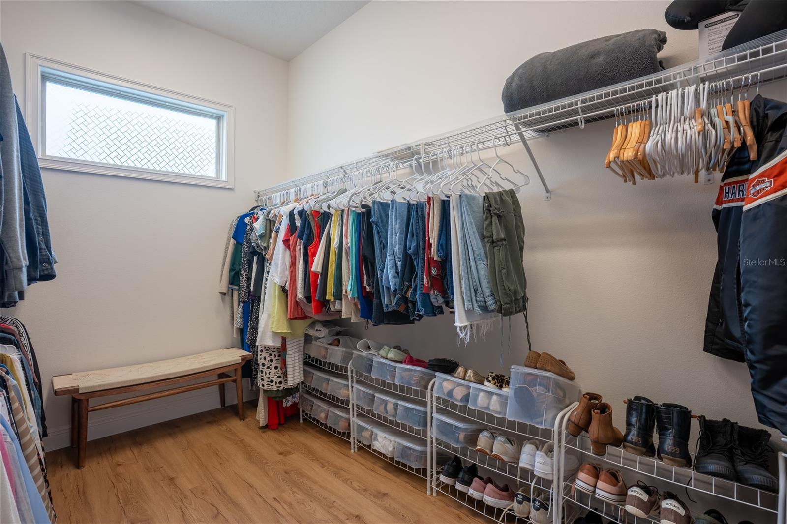 Listing photo id 54 for 3148 Residence East Way