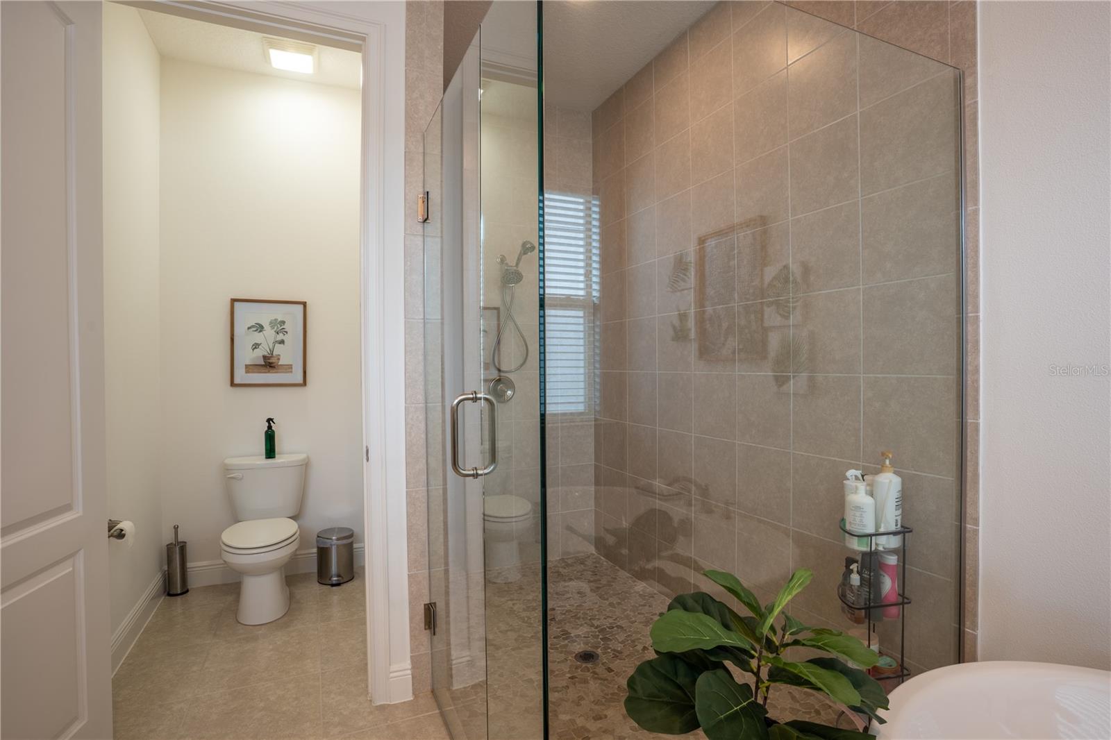 Listing photo id 62 for 3148 Residence East Way