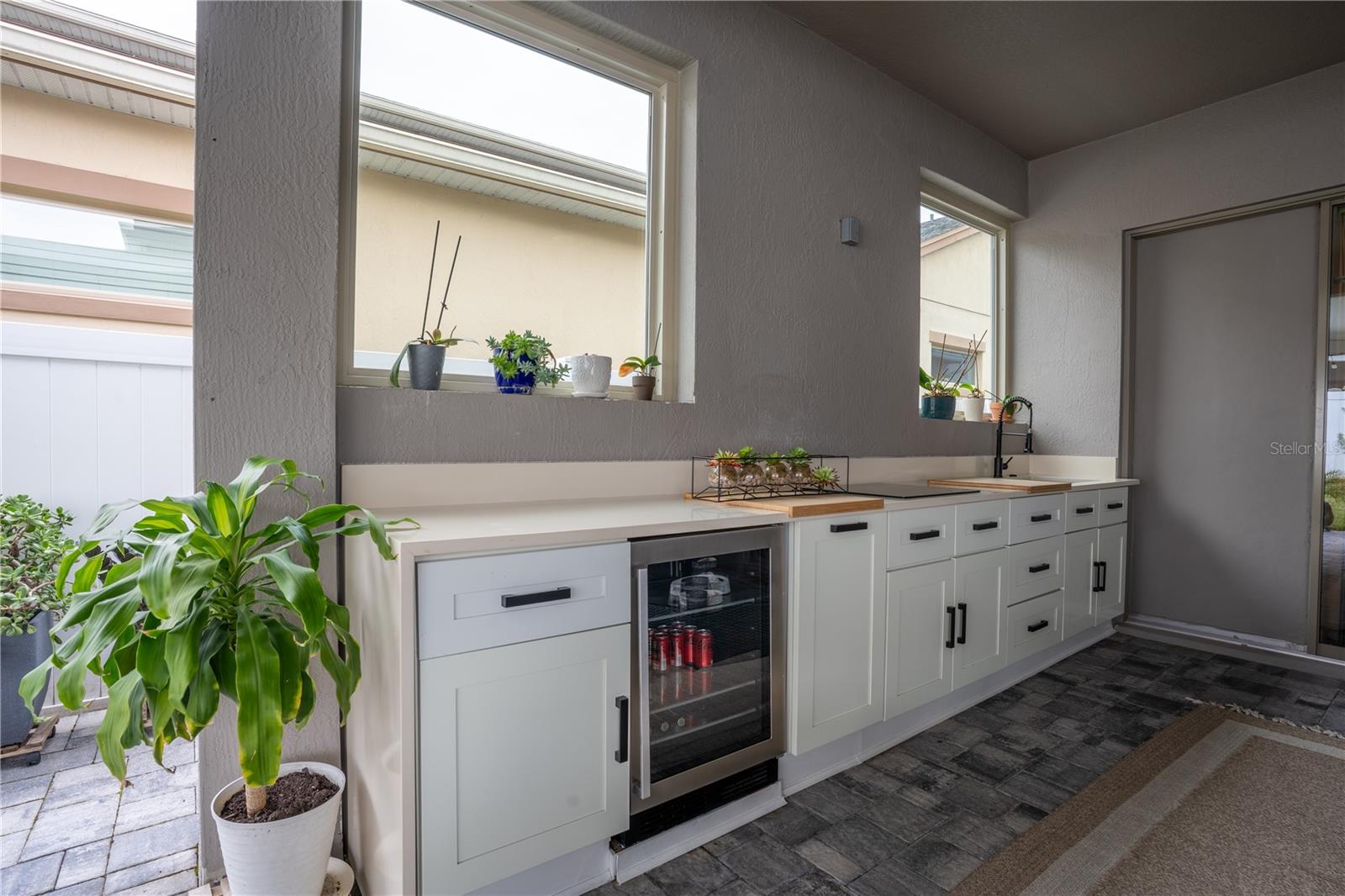 Listing photo id 68 for 3148 Residence East Way