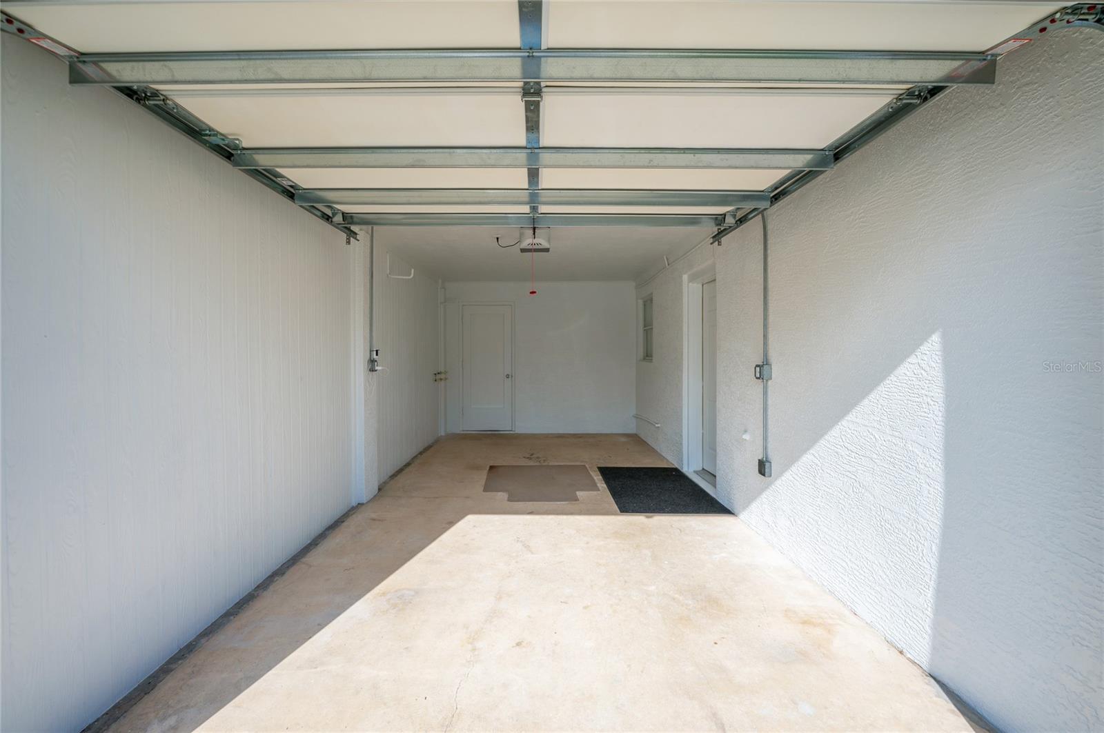 Image 25 of 43 For 3 Sea Shore Drive