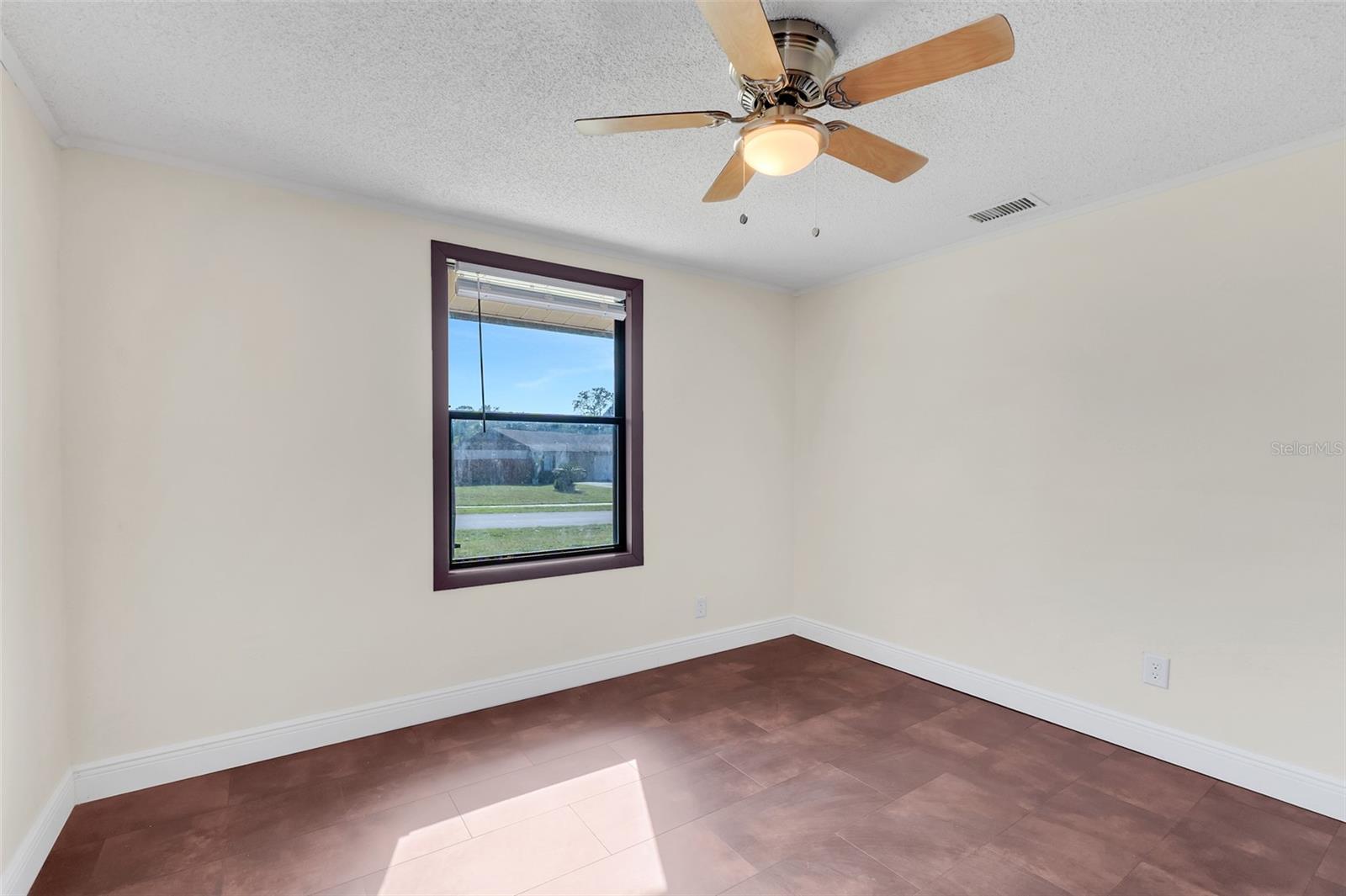 Image 25 of 35 For 3000 Hunkin Circle