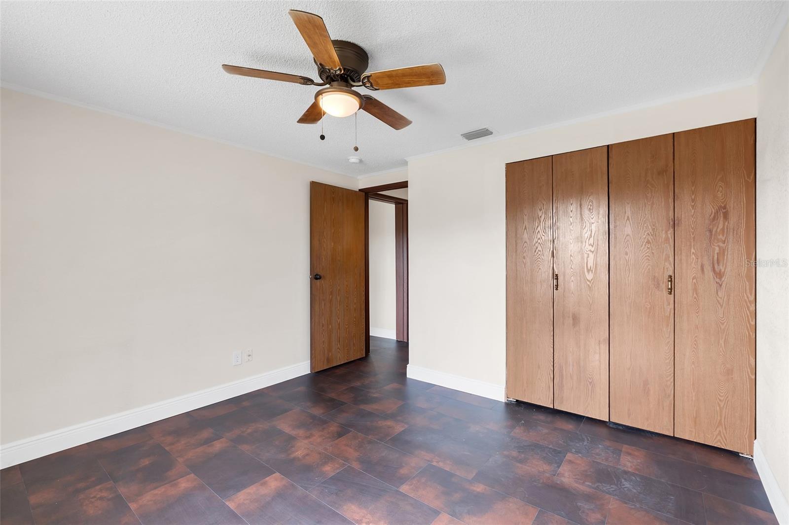 Image 27 of 35 For 3000 Hunkin Circle