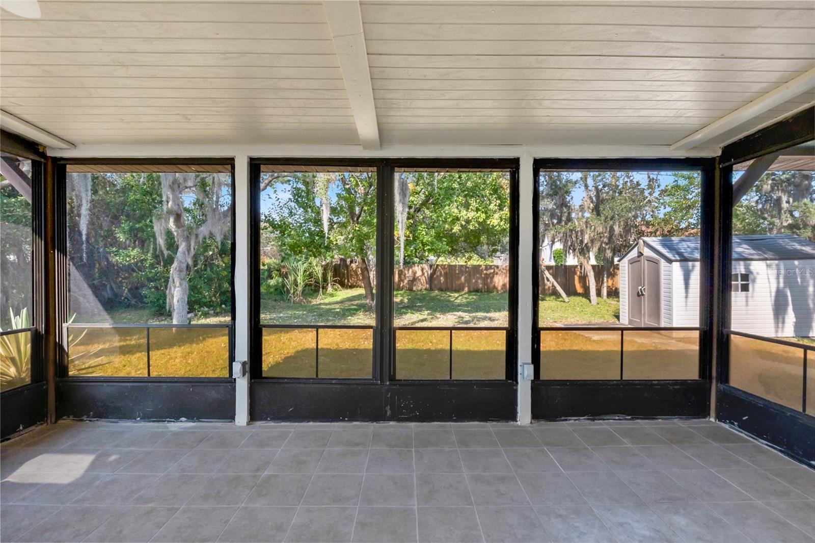 Image 32 of 35 For 3000 Hunkin Circle