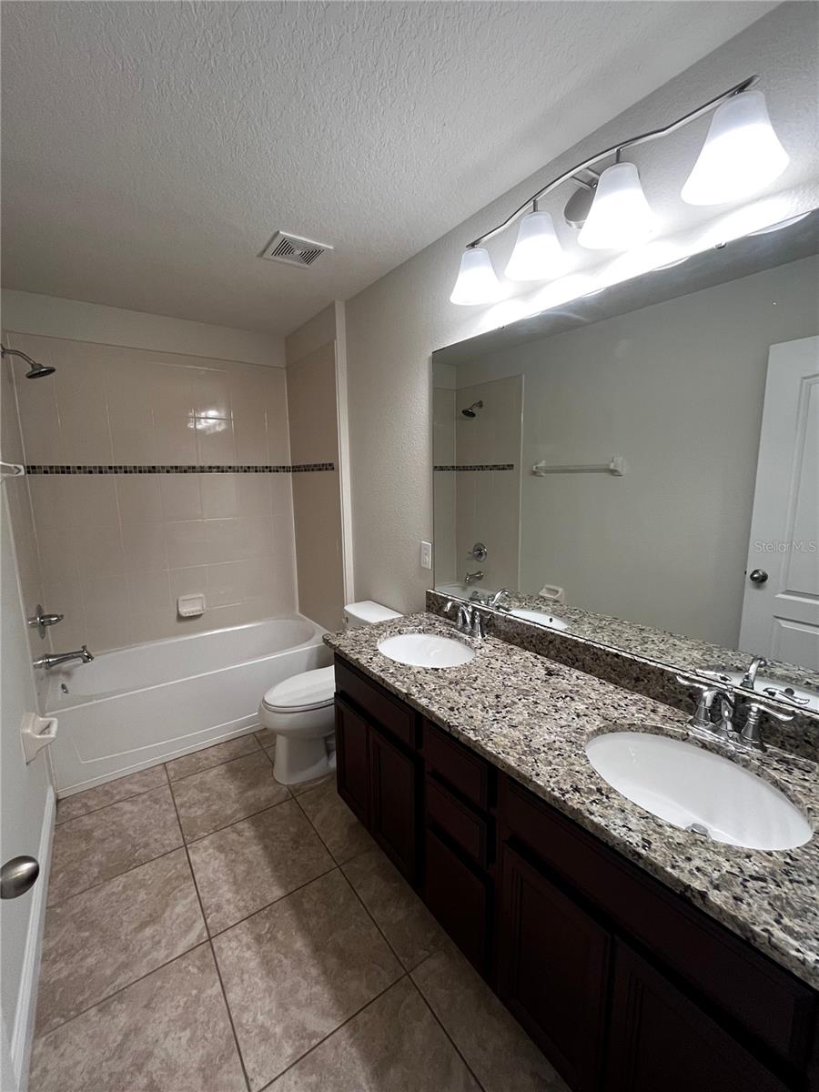 Image 21 of 27 For 7506 Aloma Pines Court