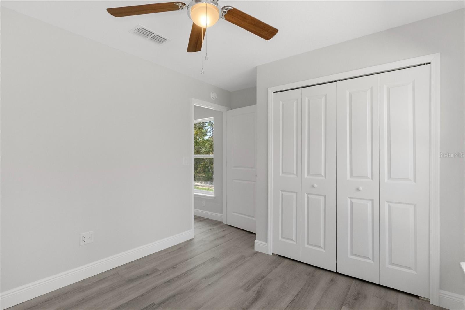 Image 18 of 41 For 837 Gaines Lane