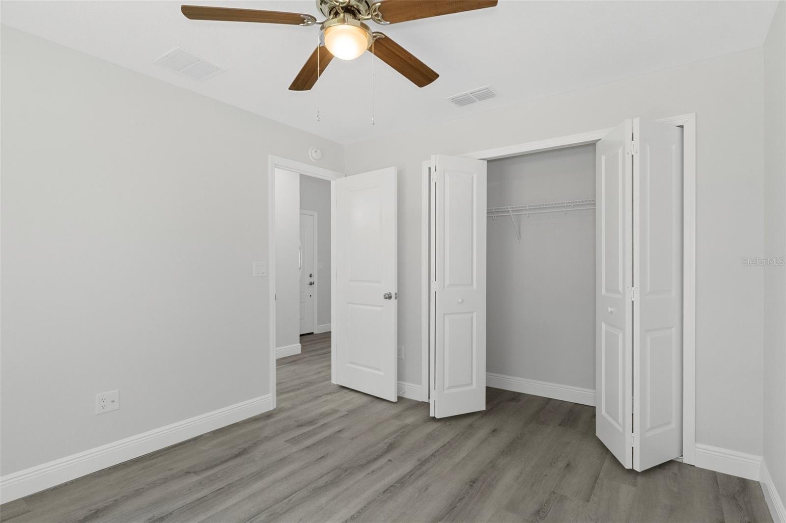 Image 32 of 41 For 837 Gaines Lane