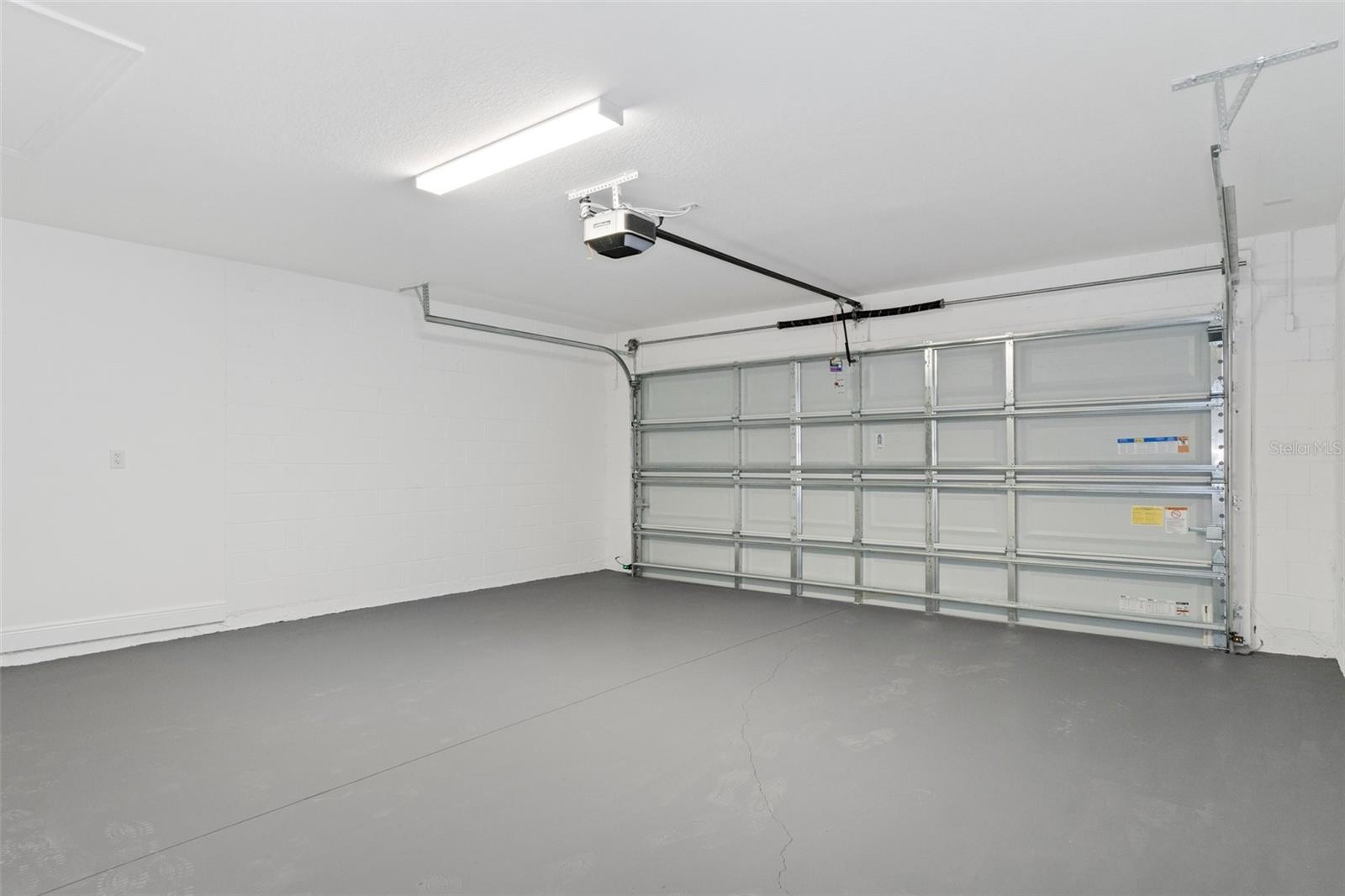 Image 36 of 41 For 837 Gaines Lane