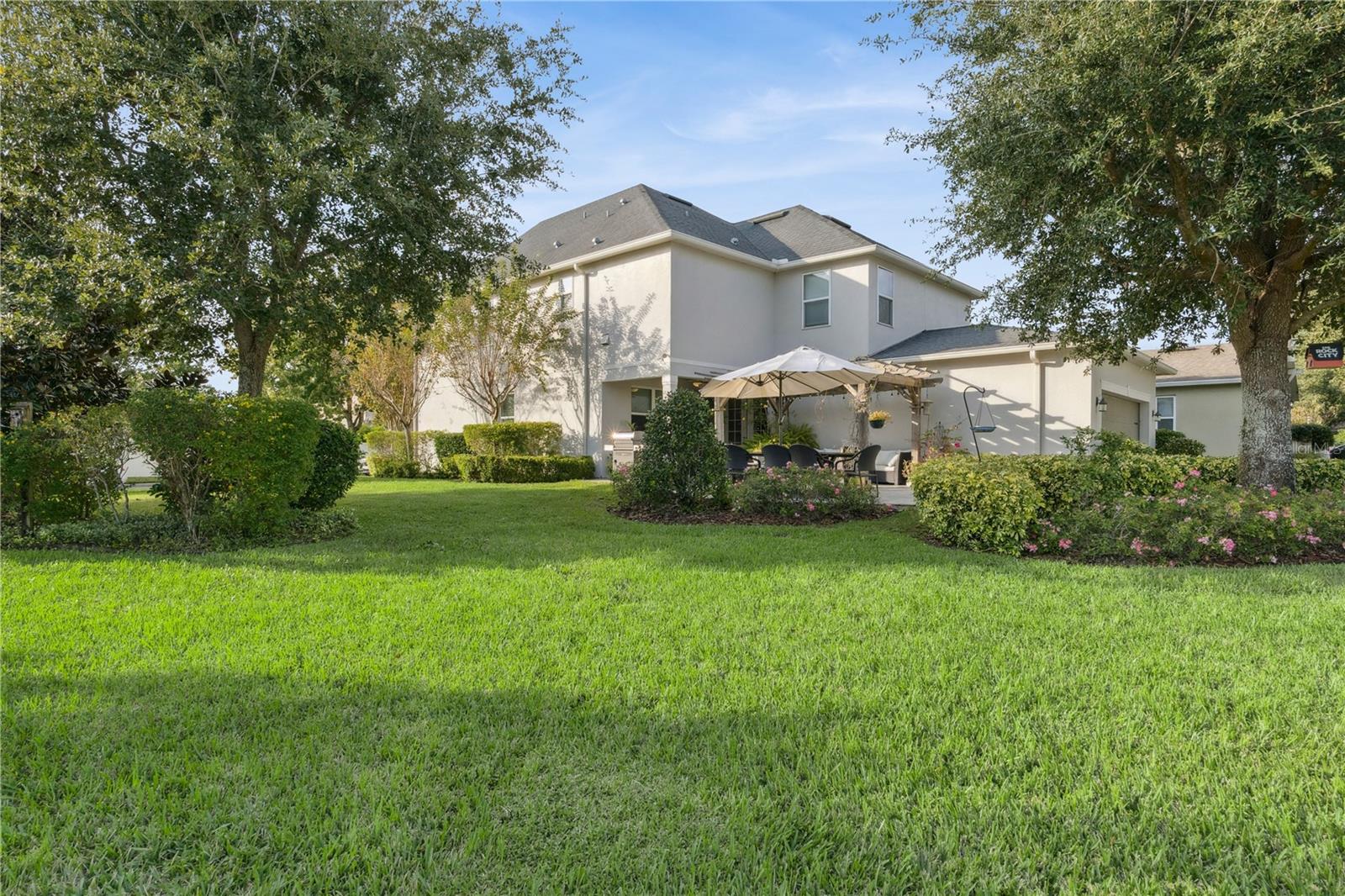 Image 25 of 52 For 8019 Rail Street