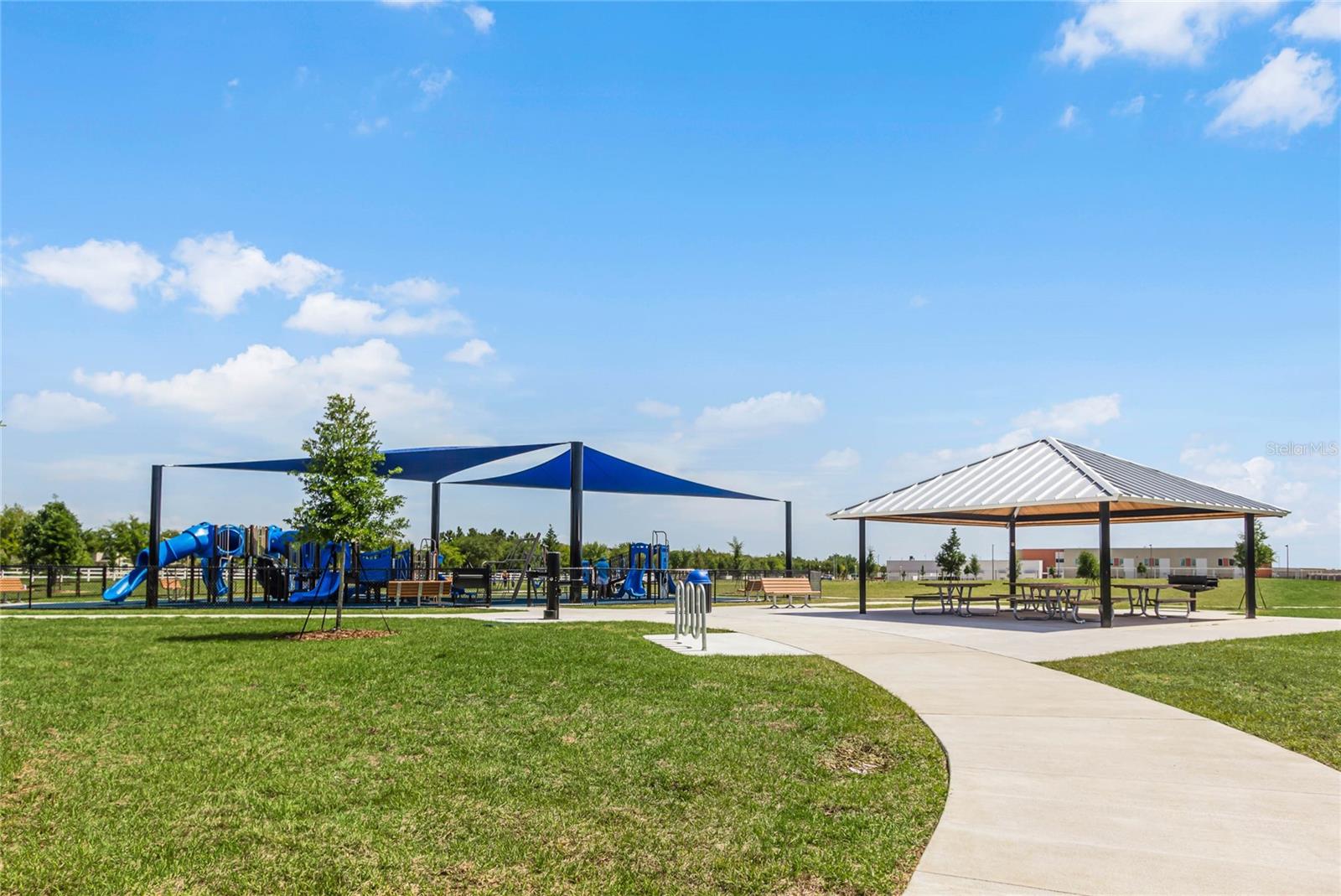 Image 36 of 52 For 8019 Rail Street