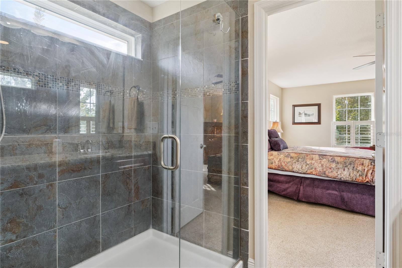 Image 9 of 52 For 8019 Rail Street