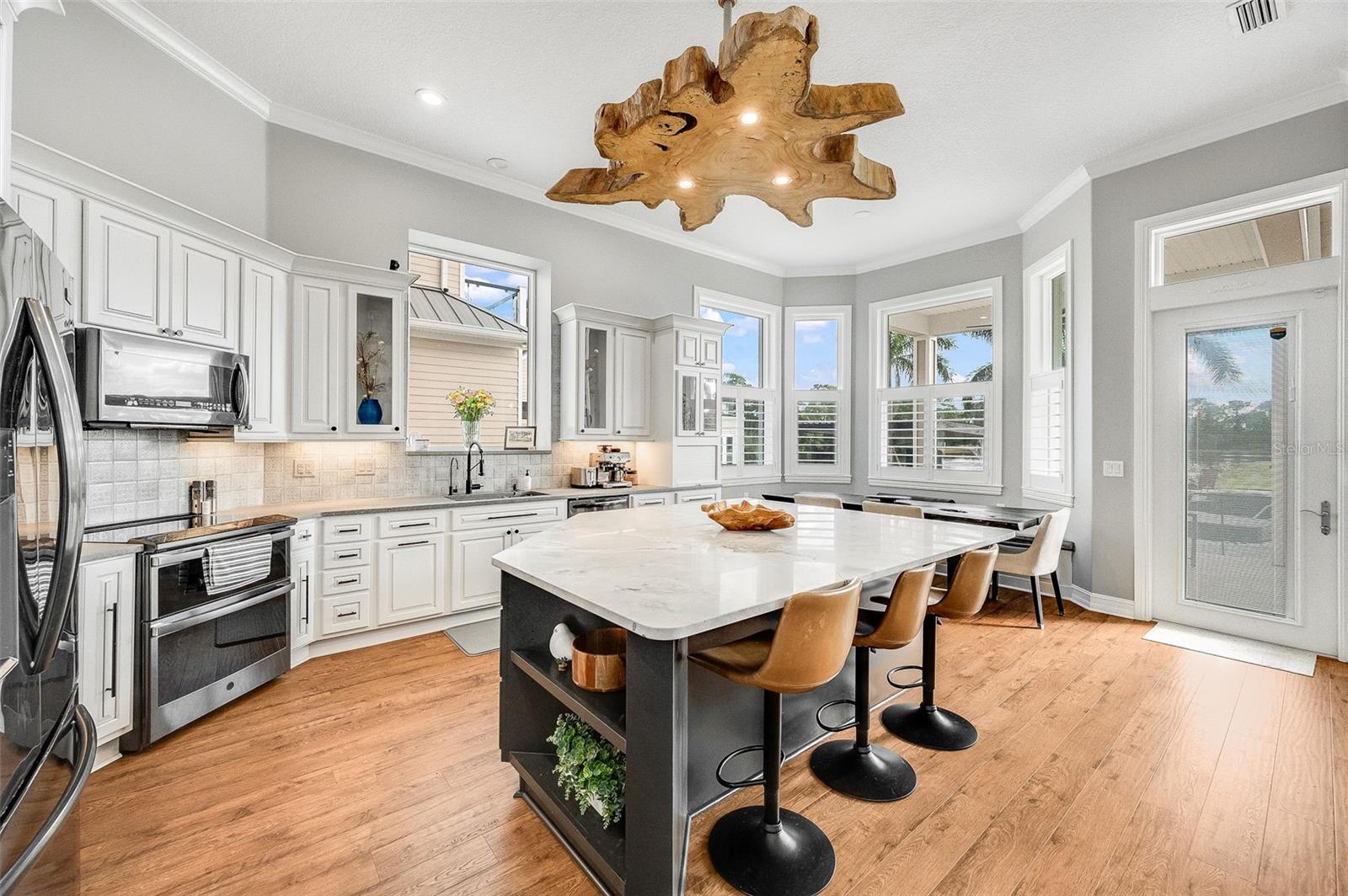 Image 38 of 100 For 4236 Hield