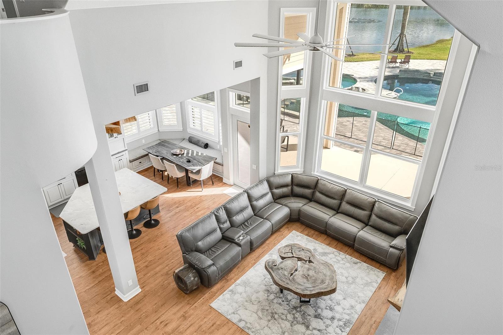 Image 44 of 100 For 4236 Hield