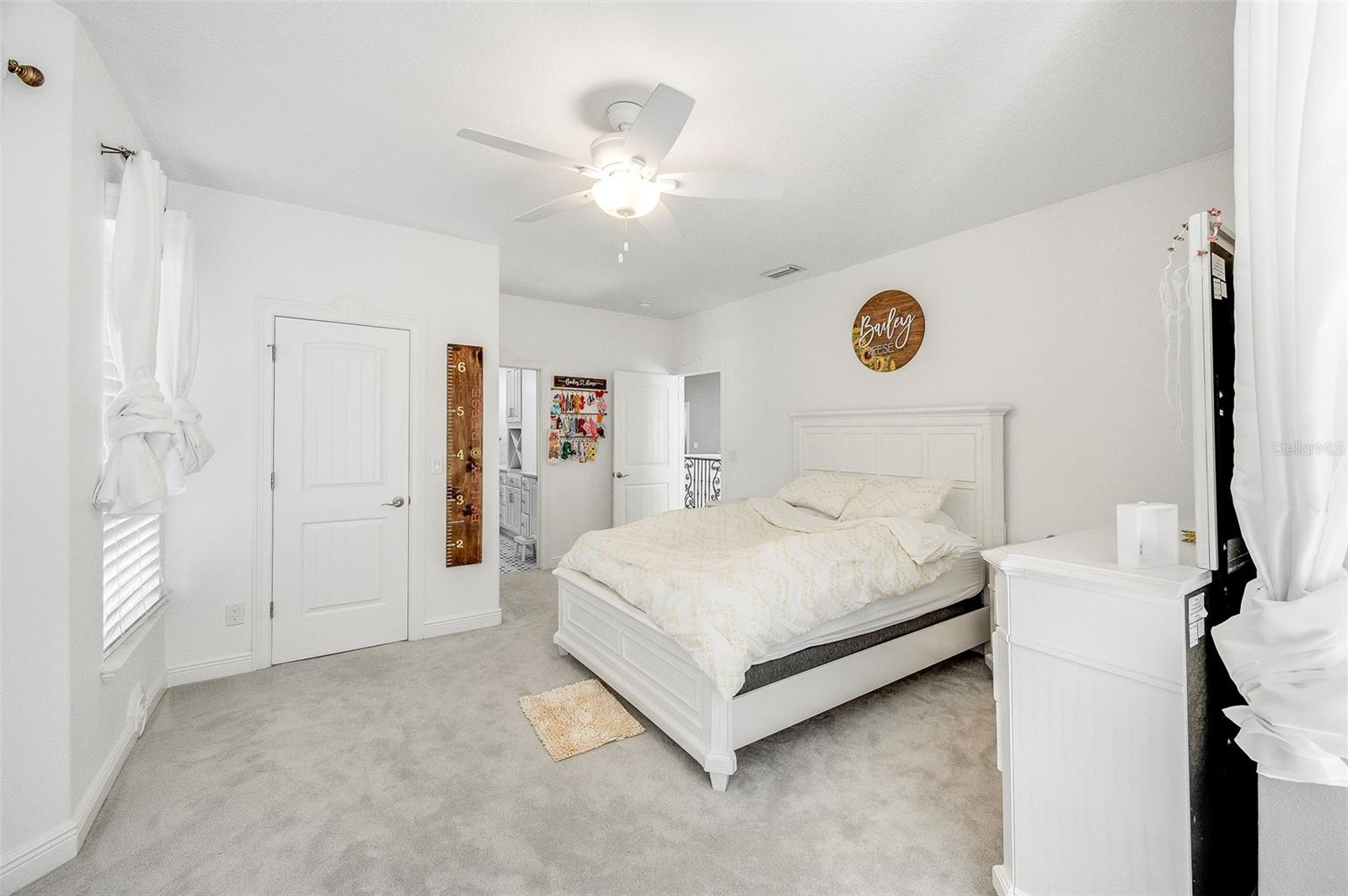 Image 45 of 100 For 4236 Hield