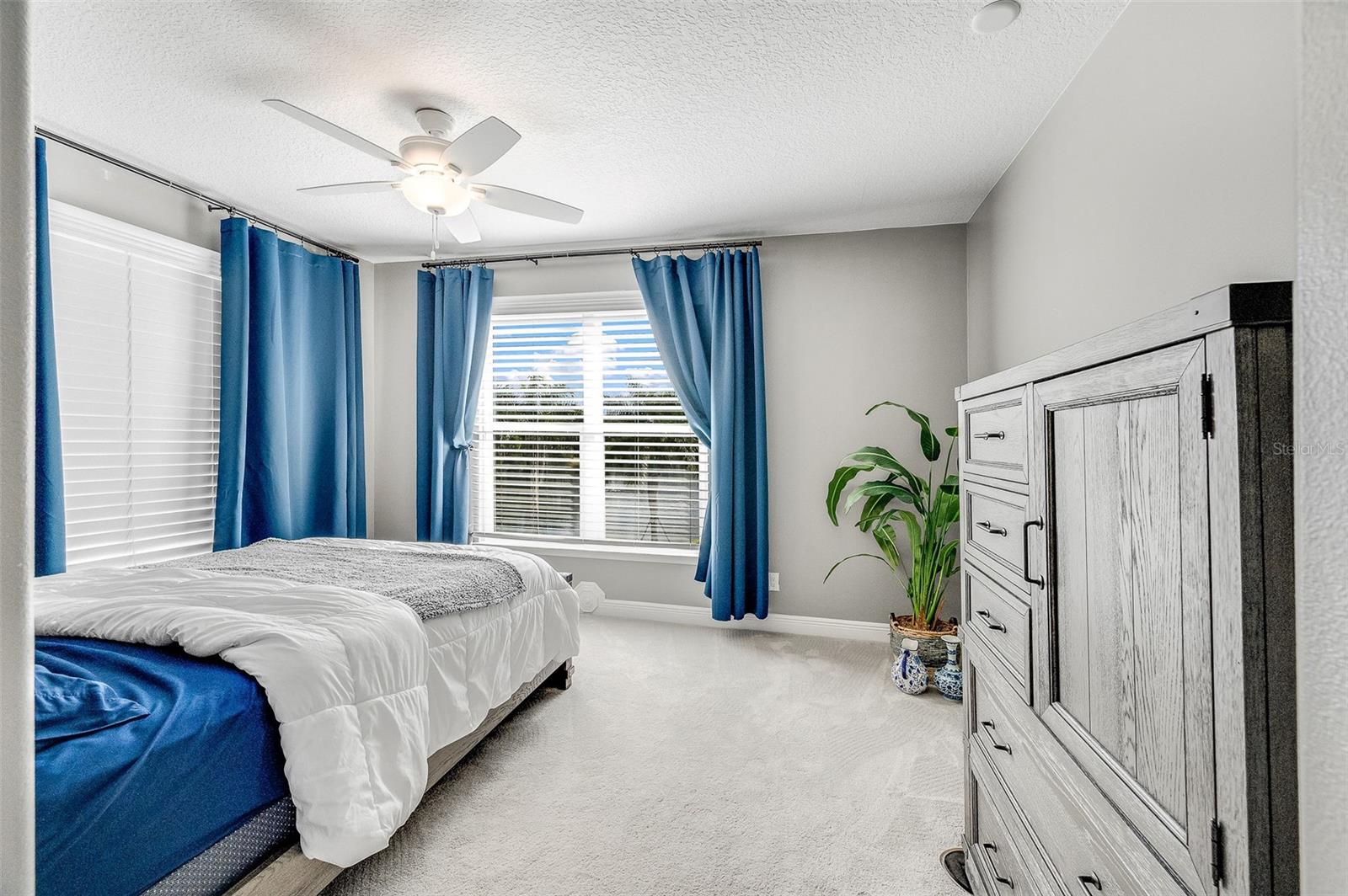 Image 46 of 100 For 4236 Hield