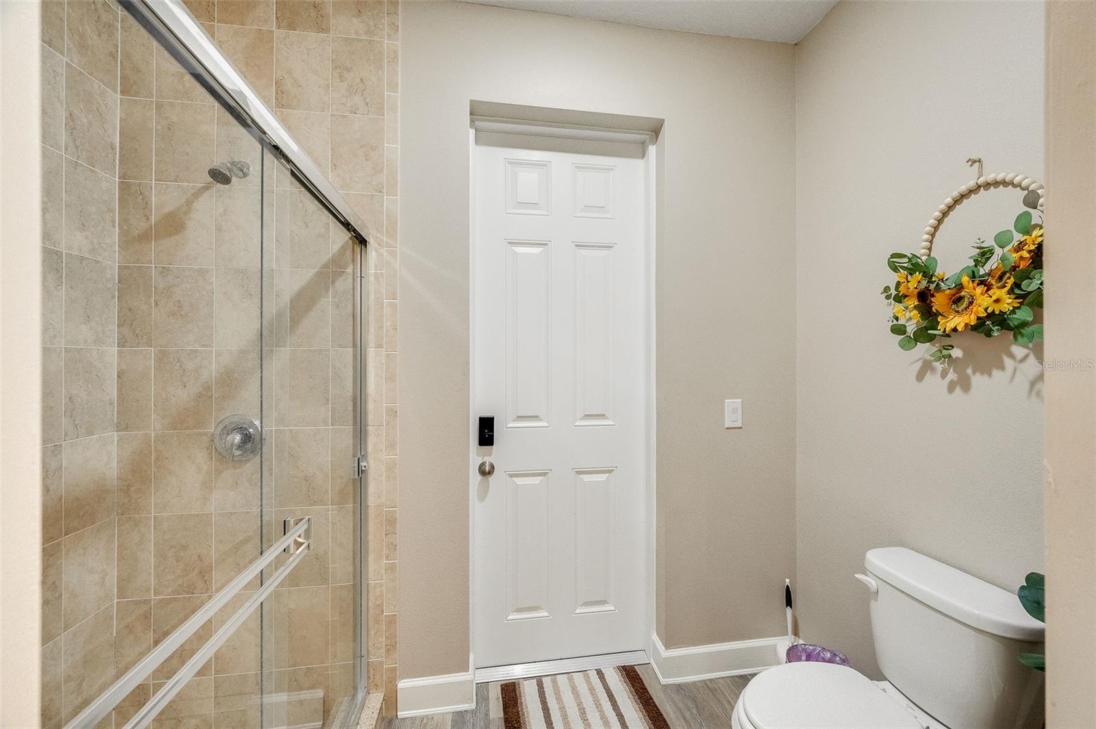 Image 50 of 100 For 4236 Hield