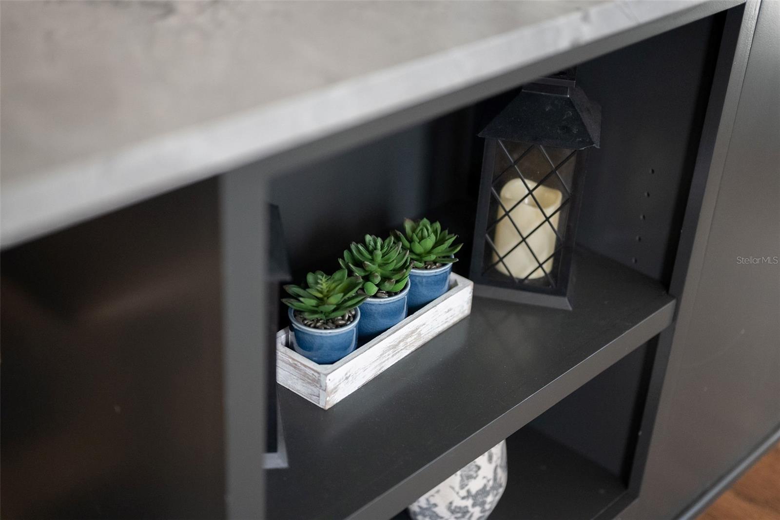 Image 55 of 100 For 4236 Hield