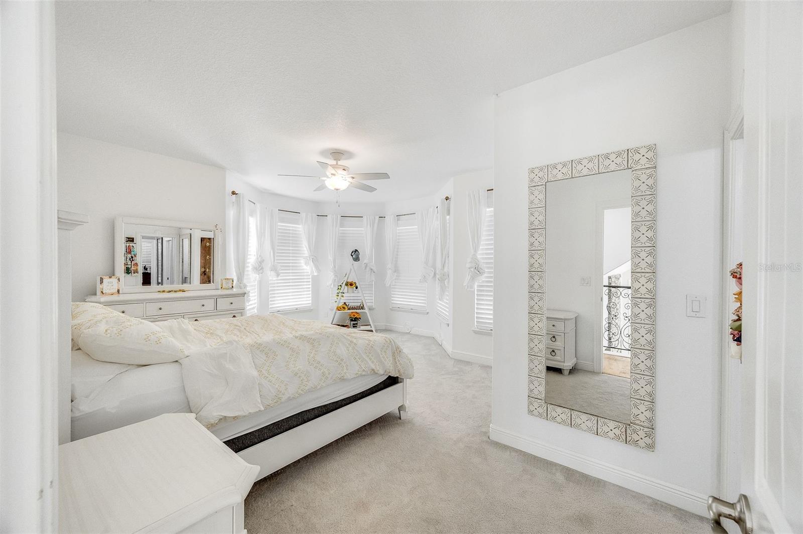 Image 80 of 100 For 4236 Hield