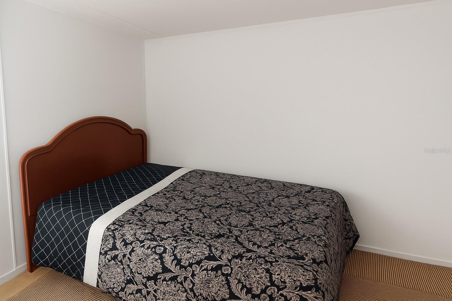 Image 12 of 19 For 8348 Emmons Avenue