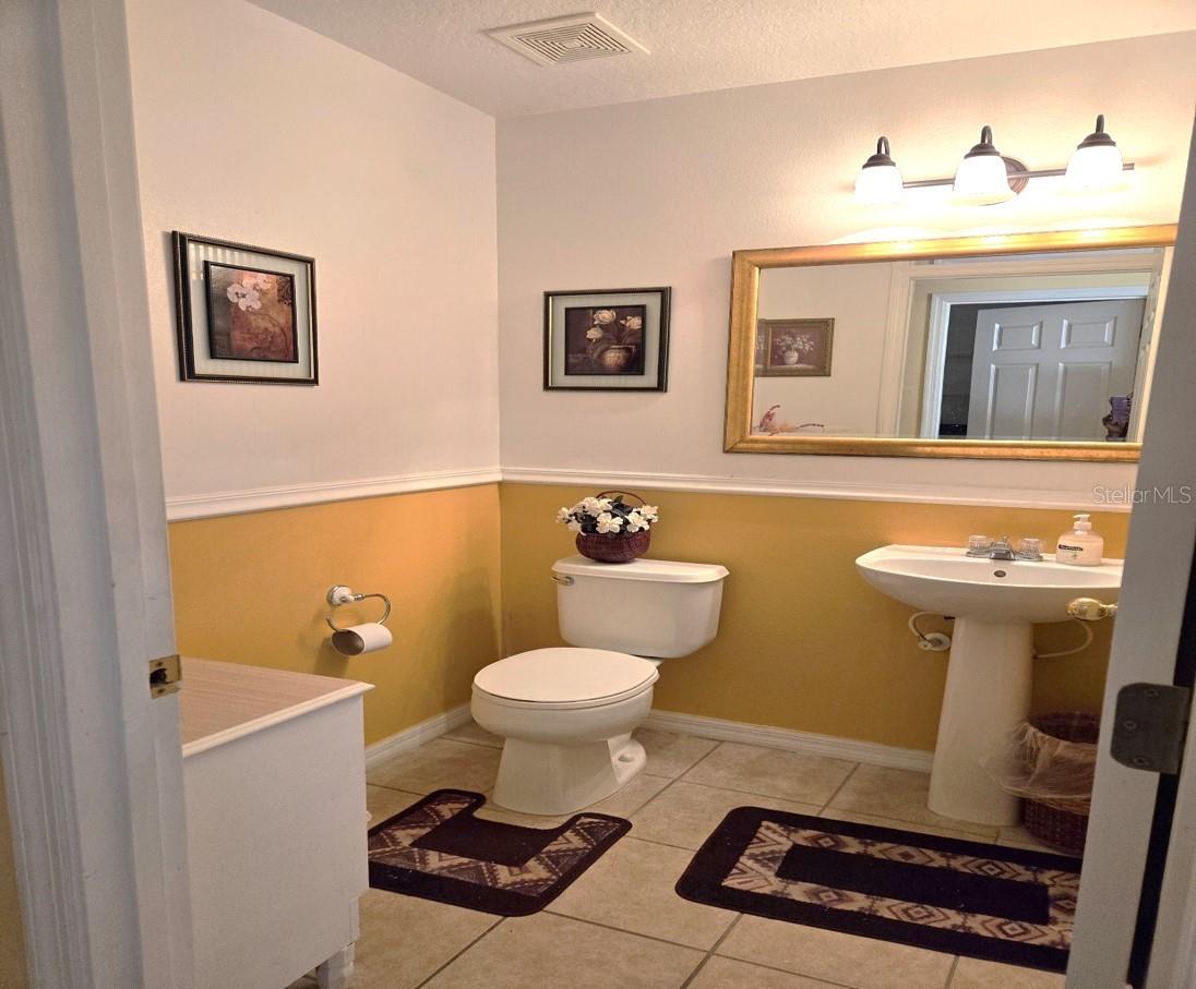 Image 10 of 15 For 4547 Ashtubula Court