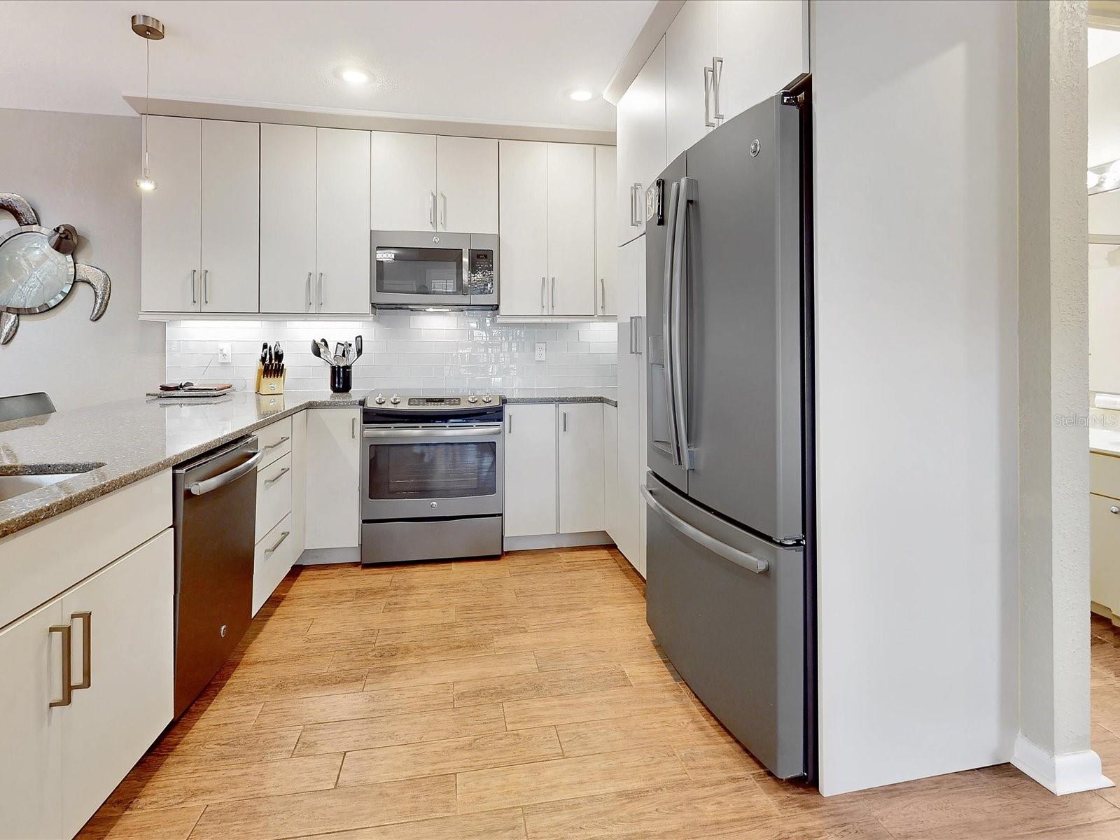 Image 14 of 38 For 112 Coventry Lane