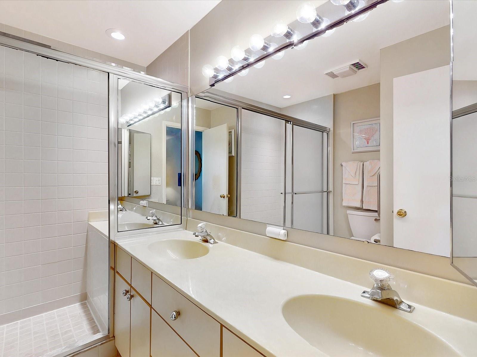 Image 20 of 38 For 112 Coventry Lane