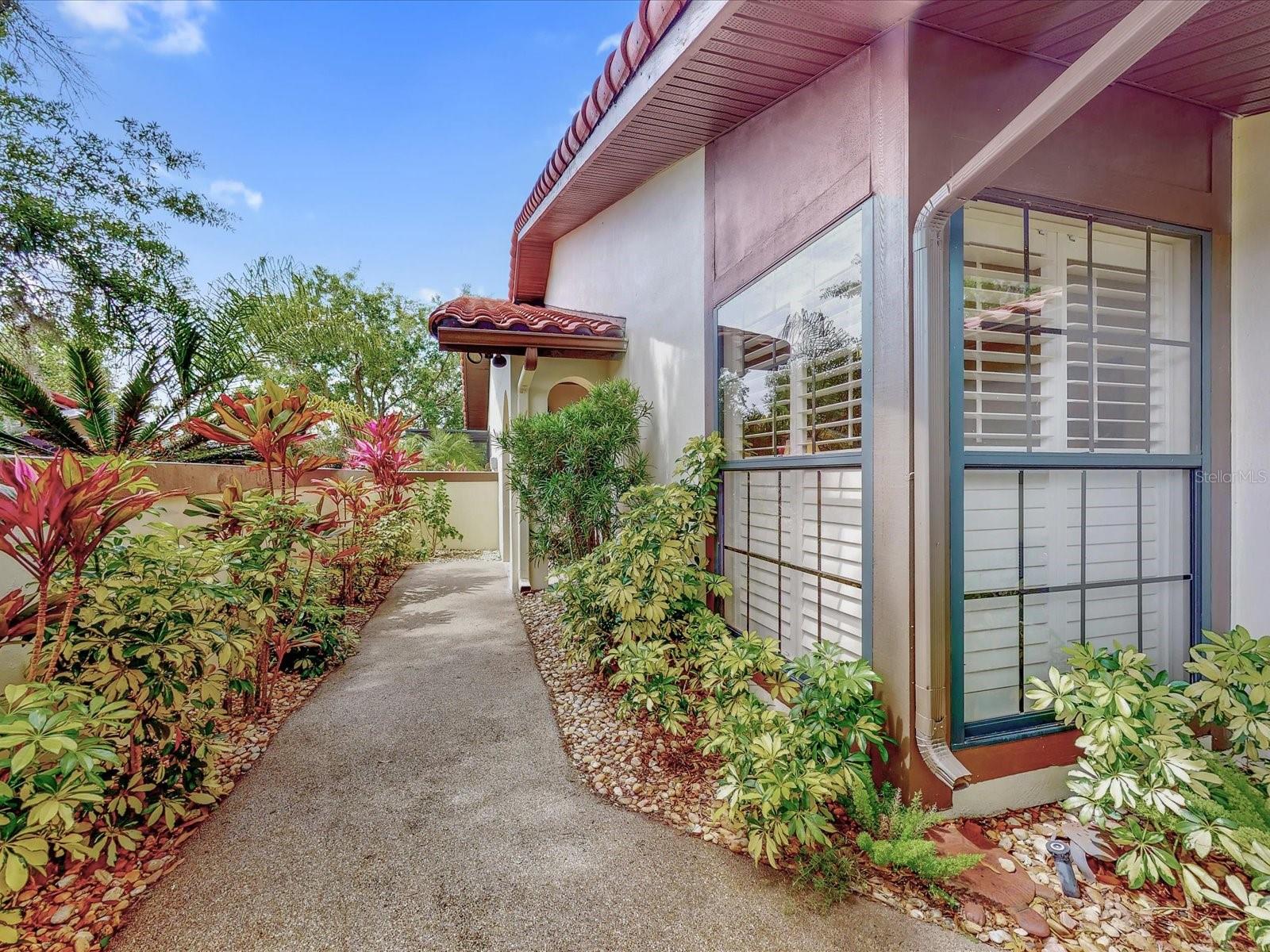 Image 4 of 38 For 112 Coventry Lane