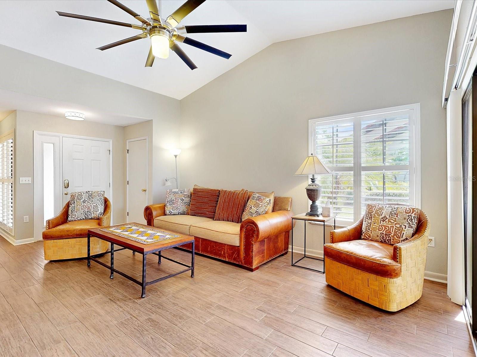 Image 7 of 38 For 112 Coventry Lane