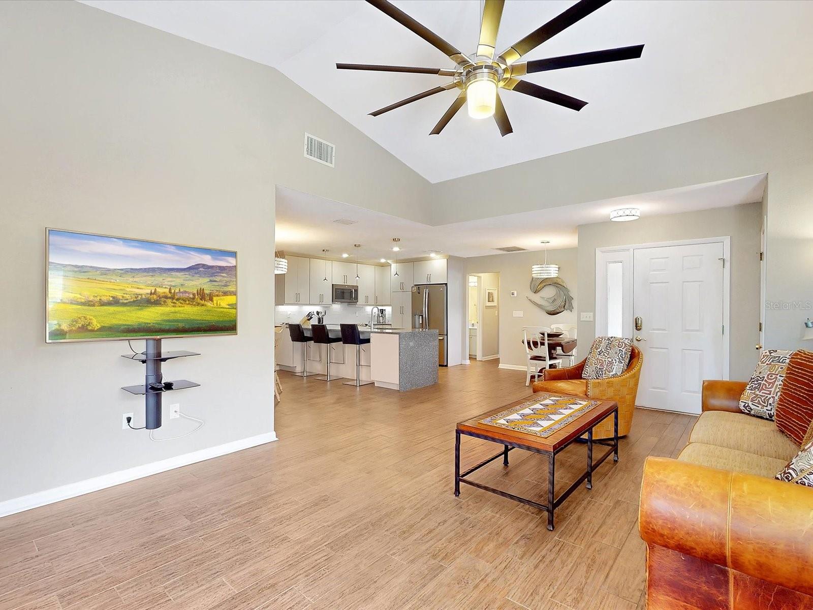 Image 9 of 38 For 112 Coventry Lane