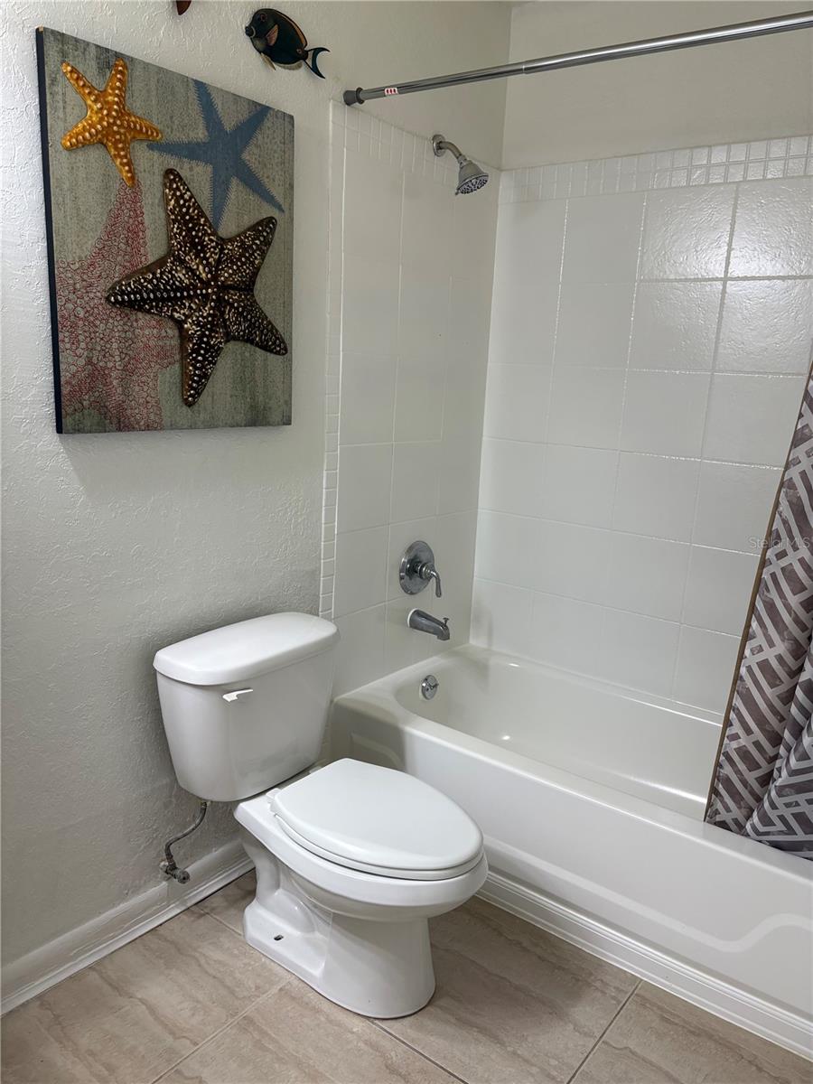 Image 12 of 16 For 5601 Rosebriar Way 106