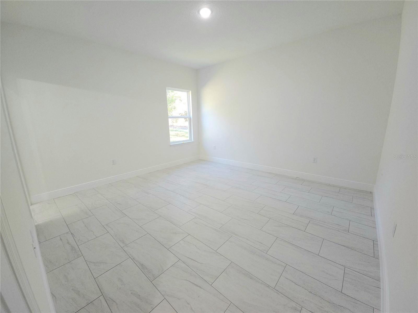 Image 11 of 17 For 1829 Corrine Street