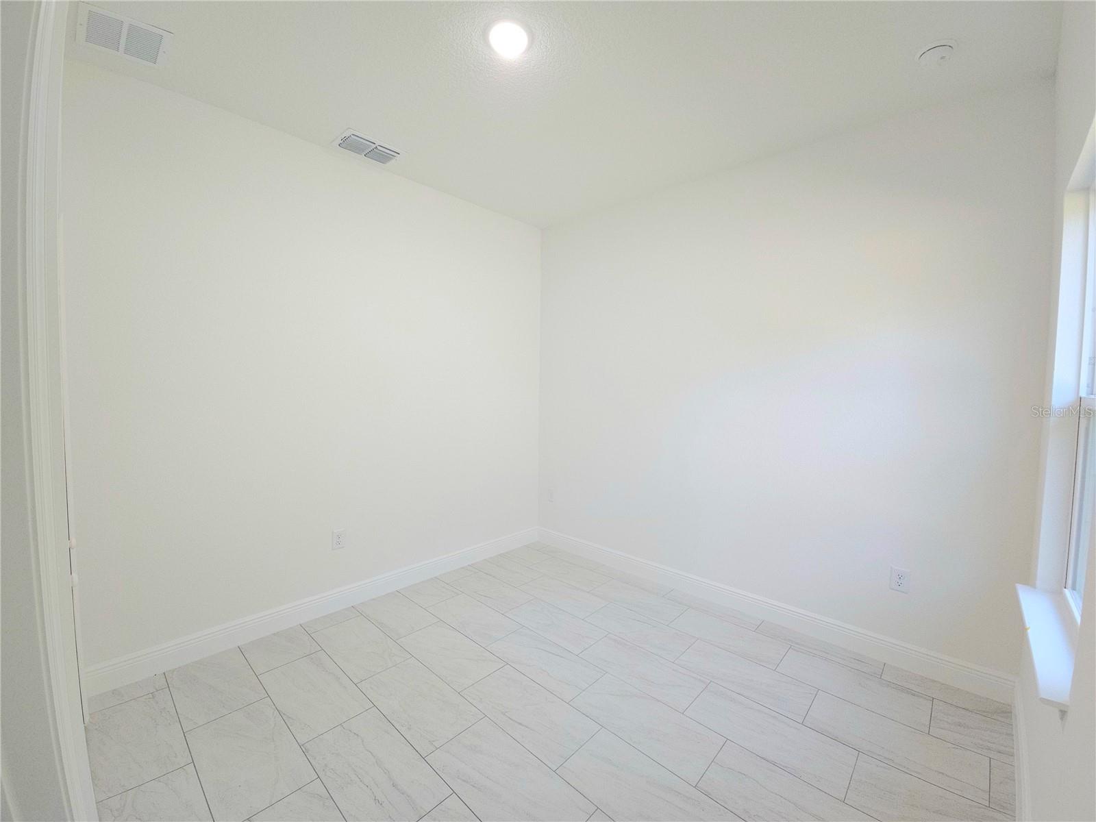 Image 5 of 17 For 1829 Corrine Street