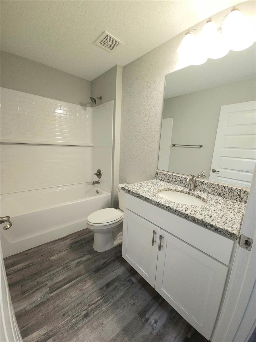 Image 11 of 13 For 36 Hemlock Radial Circle