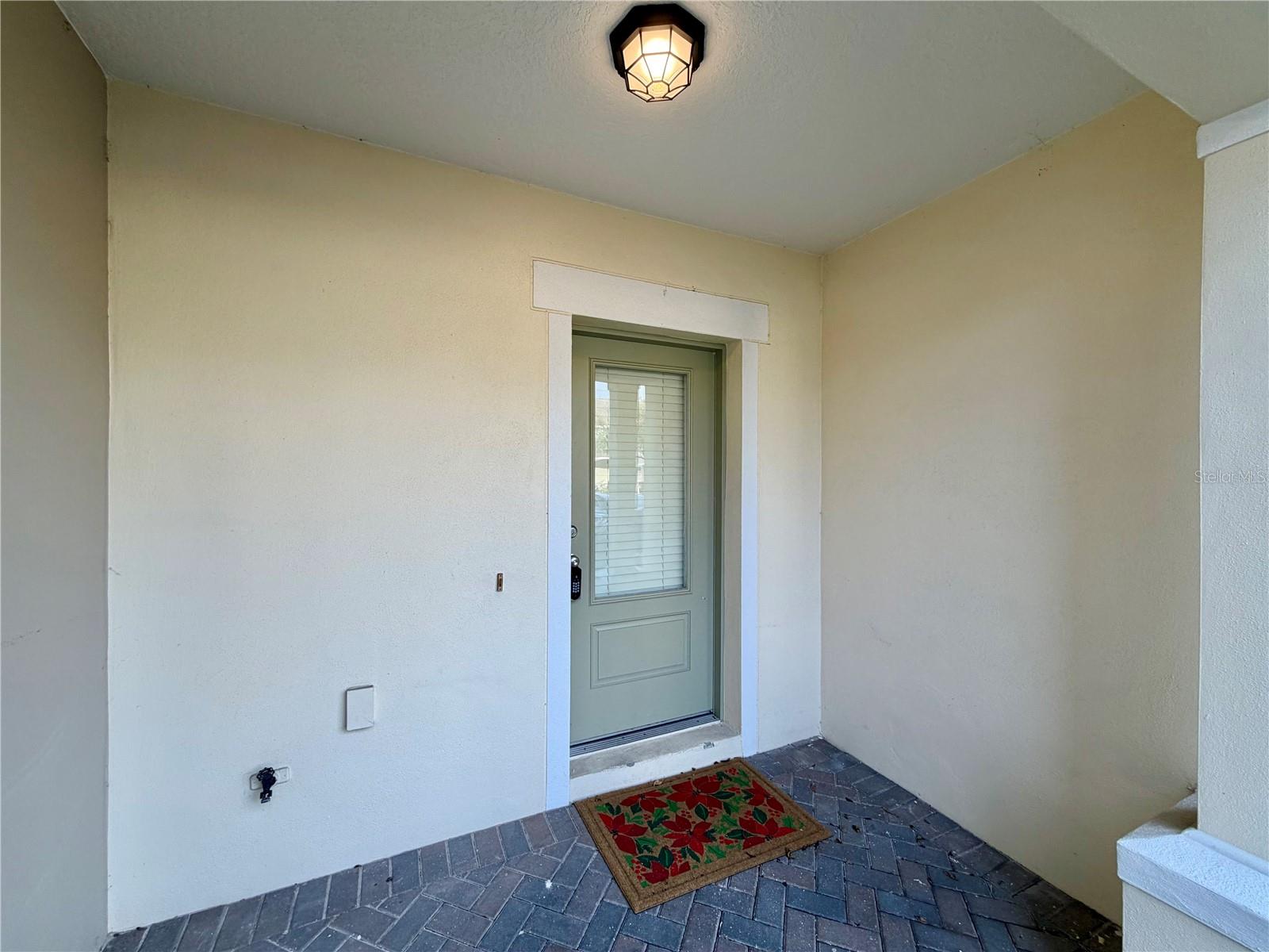 Image 11 of 34 For 2026 Cypress Bay Boulevard