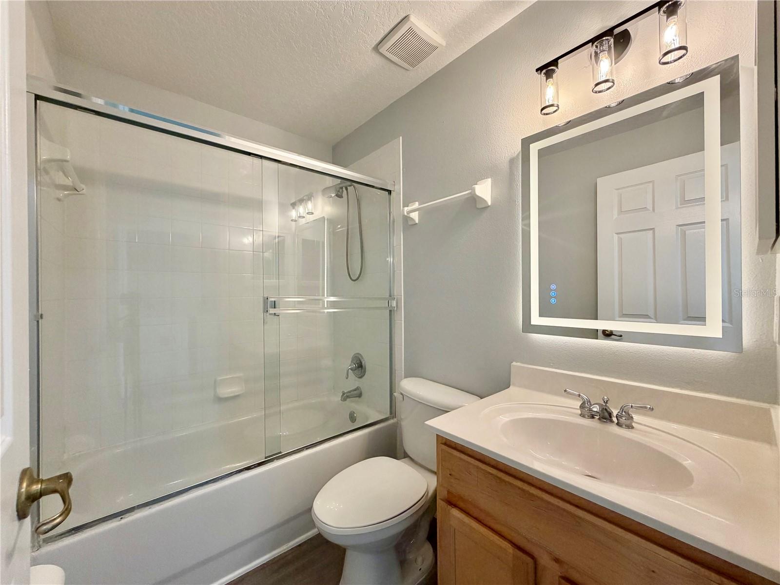 Image 21 of 34 For 2026 Cypress Bay Boulevard